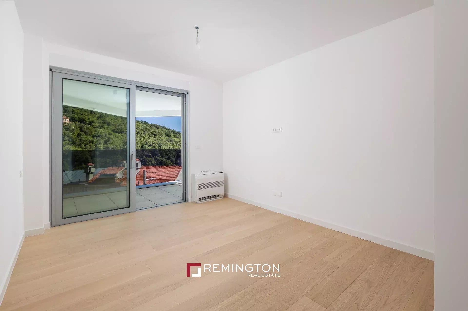 2 Bedroom Apartment/Flat's Image 11