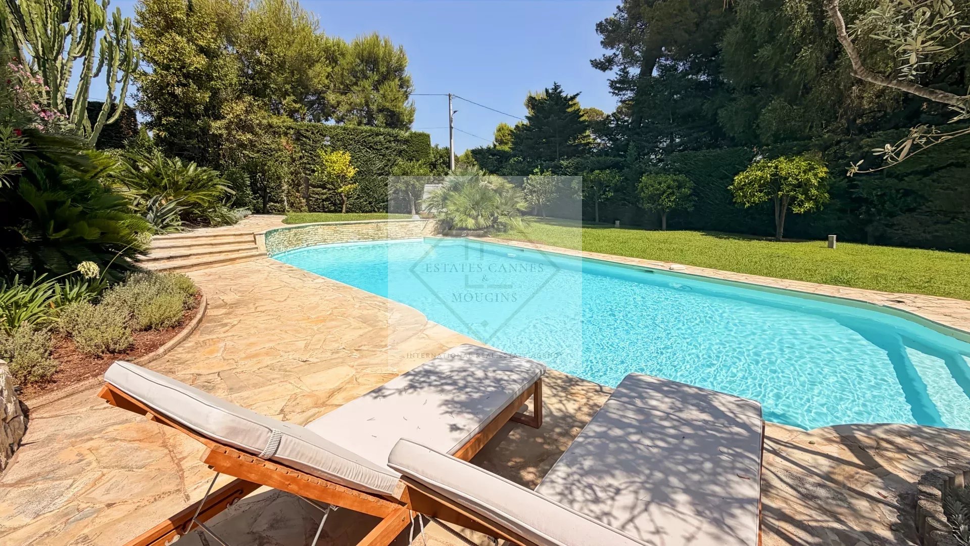 Magnifique villa rénovée au cœur du Cap d’Antibes — photo 7