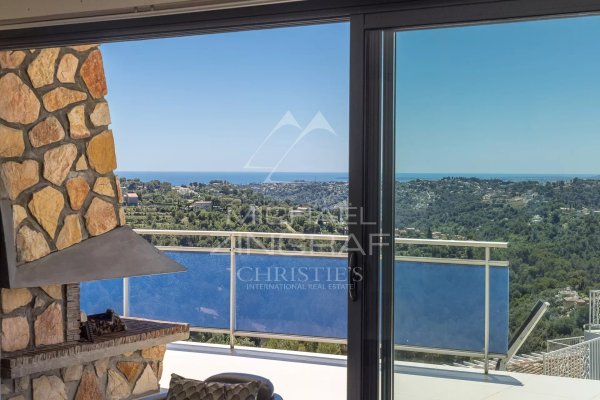 Near Nice – Colomars – Stunning character property with exceptional panoramic views — photo 3