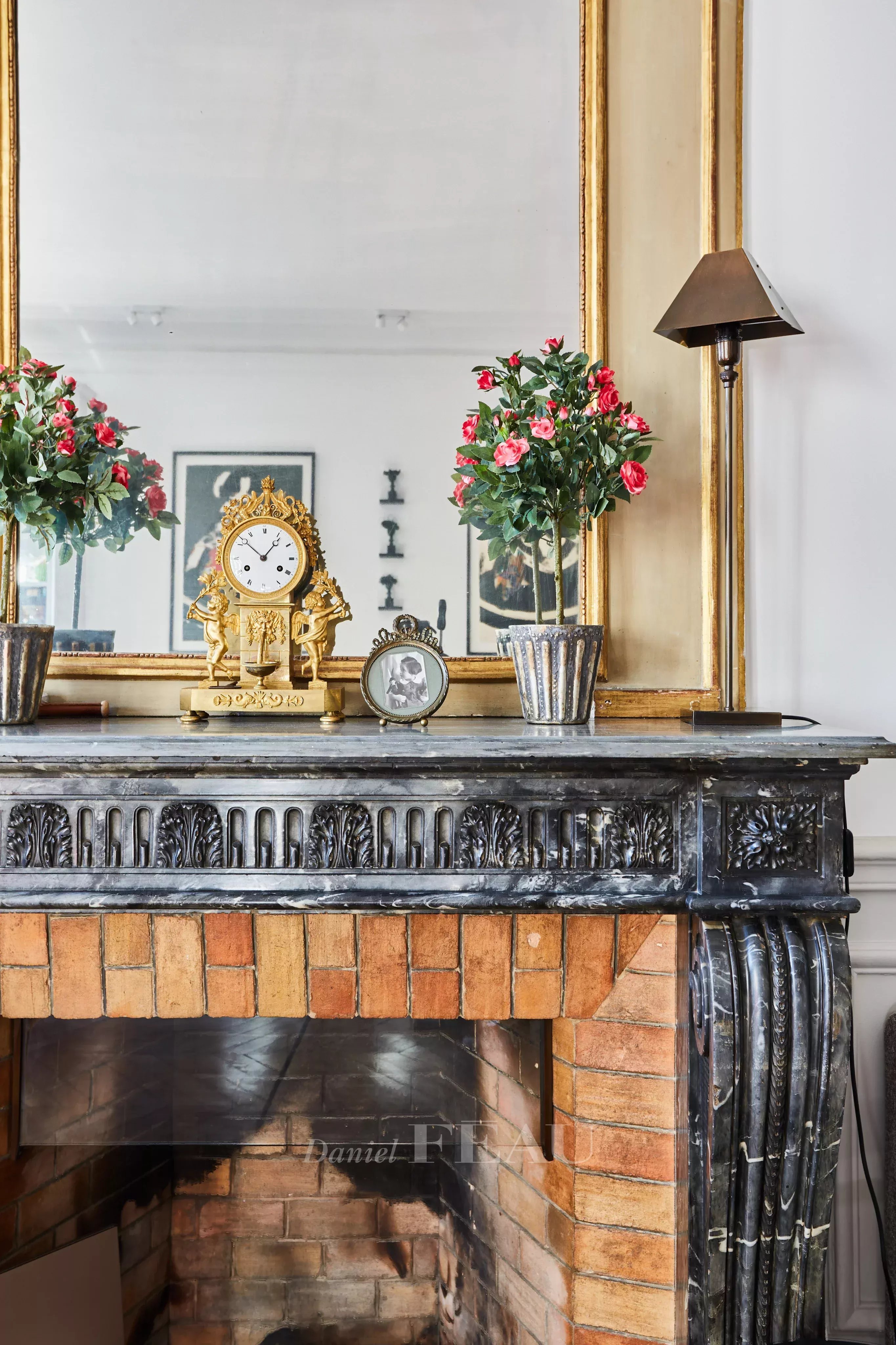 Sale Apartment Paris 16th