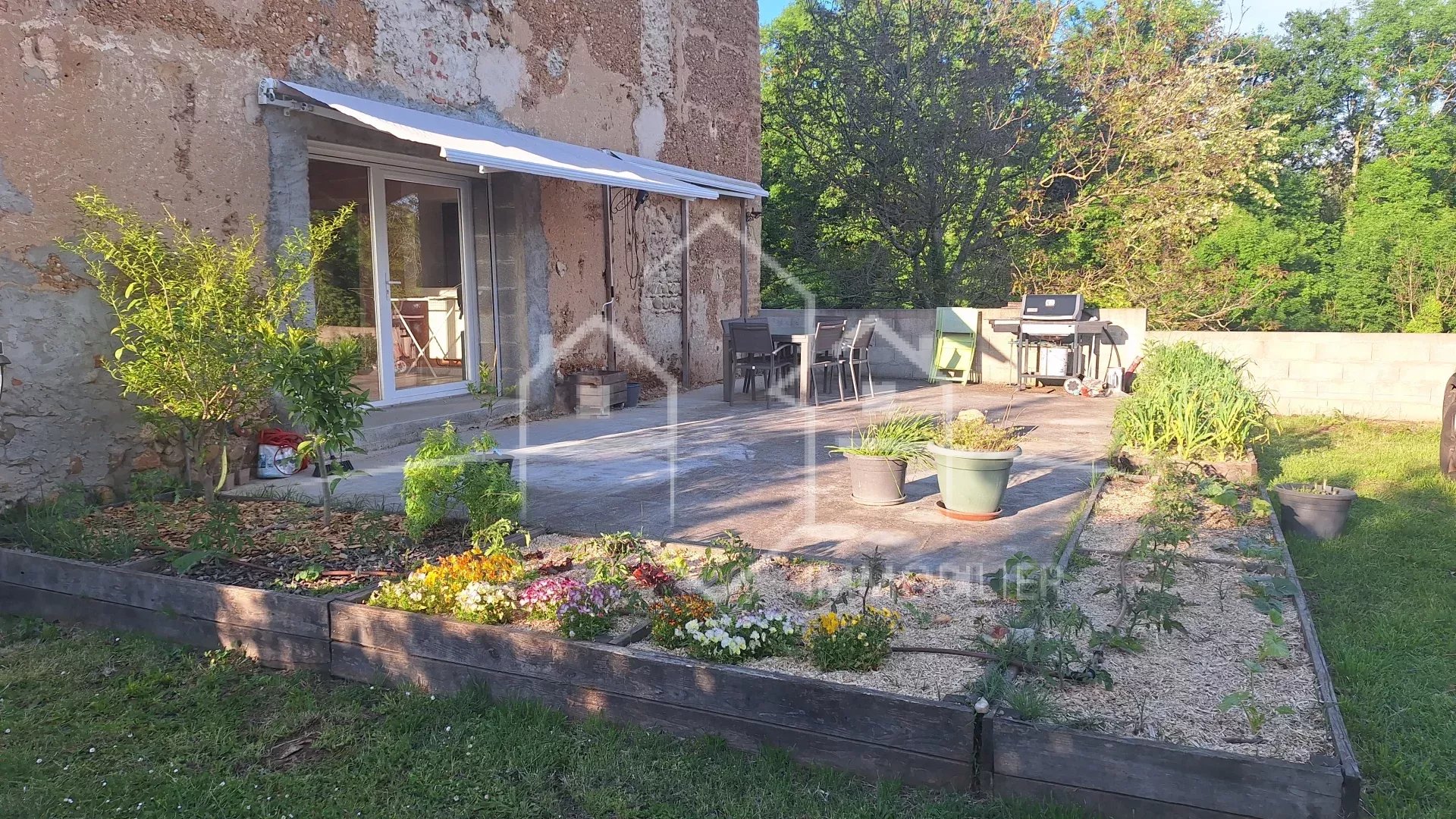 Marcilloles maison 5 pièces avec dépendances