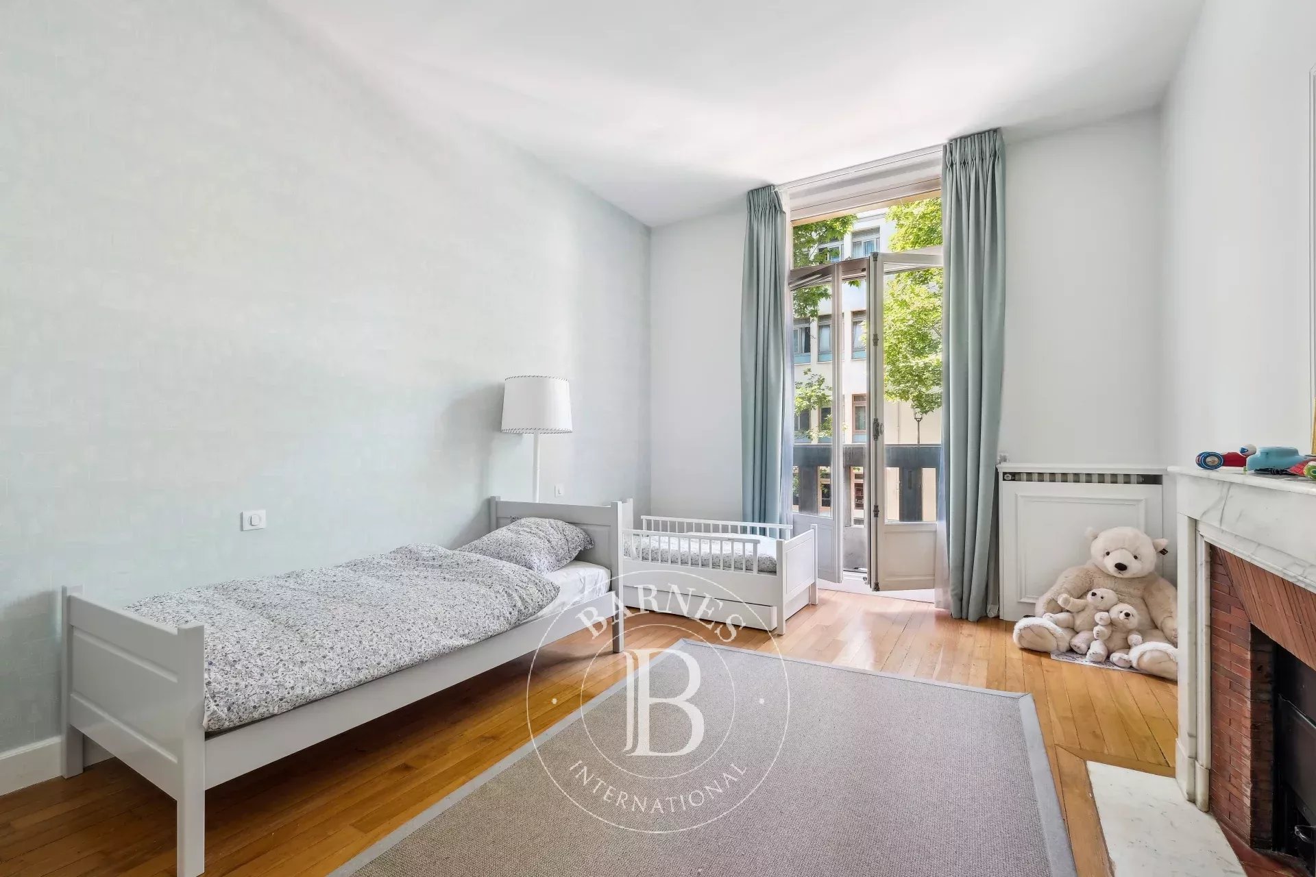 Neuilly-sur-Seine  - Piso 8 Cuartos 4 Habitaciones - picture 12
