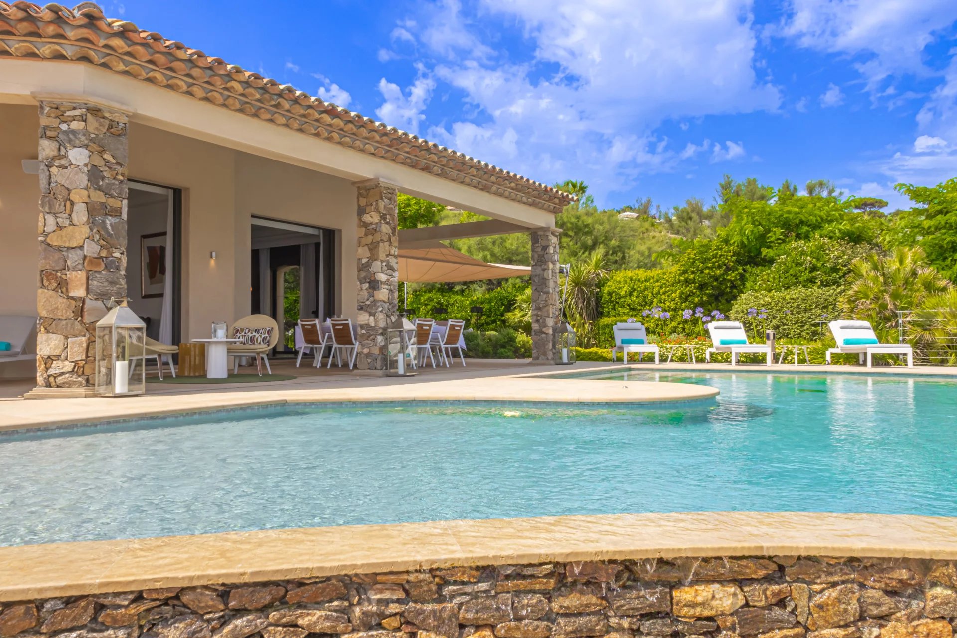 Waterfront villa with direct sea access in Saint-Tropez