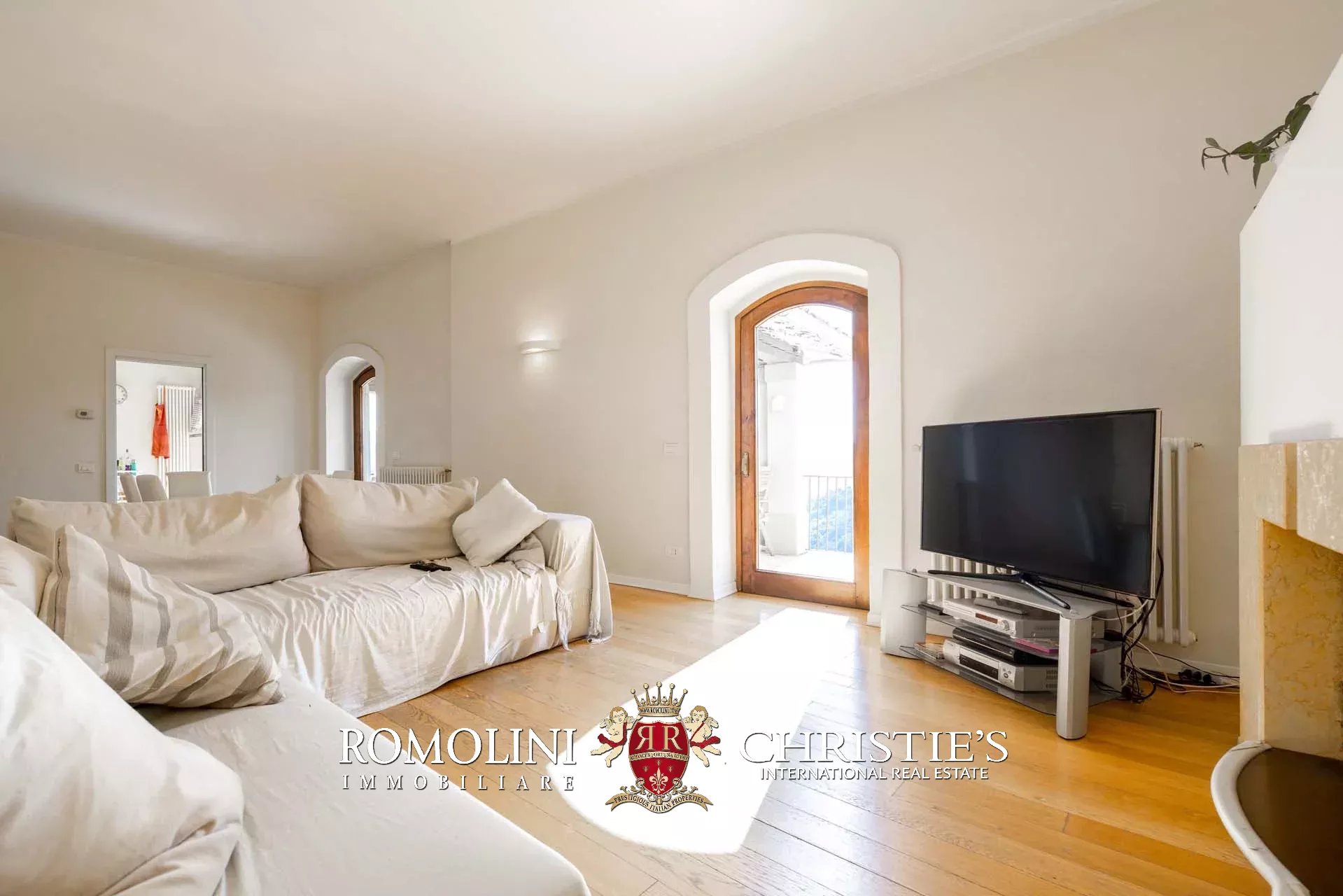 14 Bedroom Villa/Townhouse's Image 28
