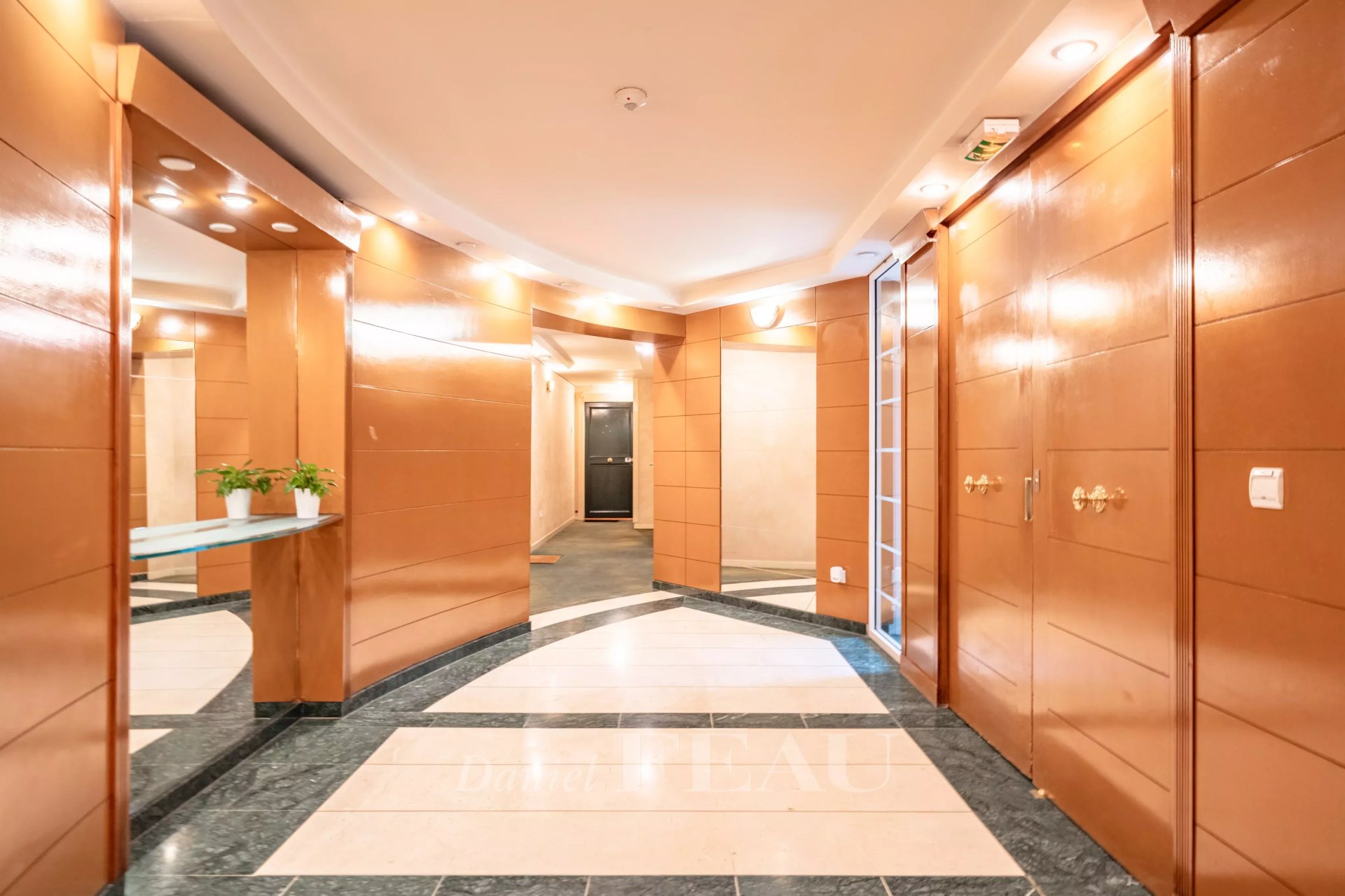 2 Bedroom Apartment/Flat's Image 7