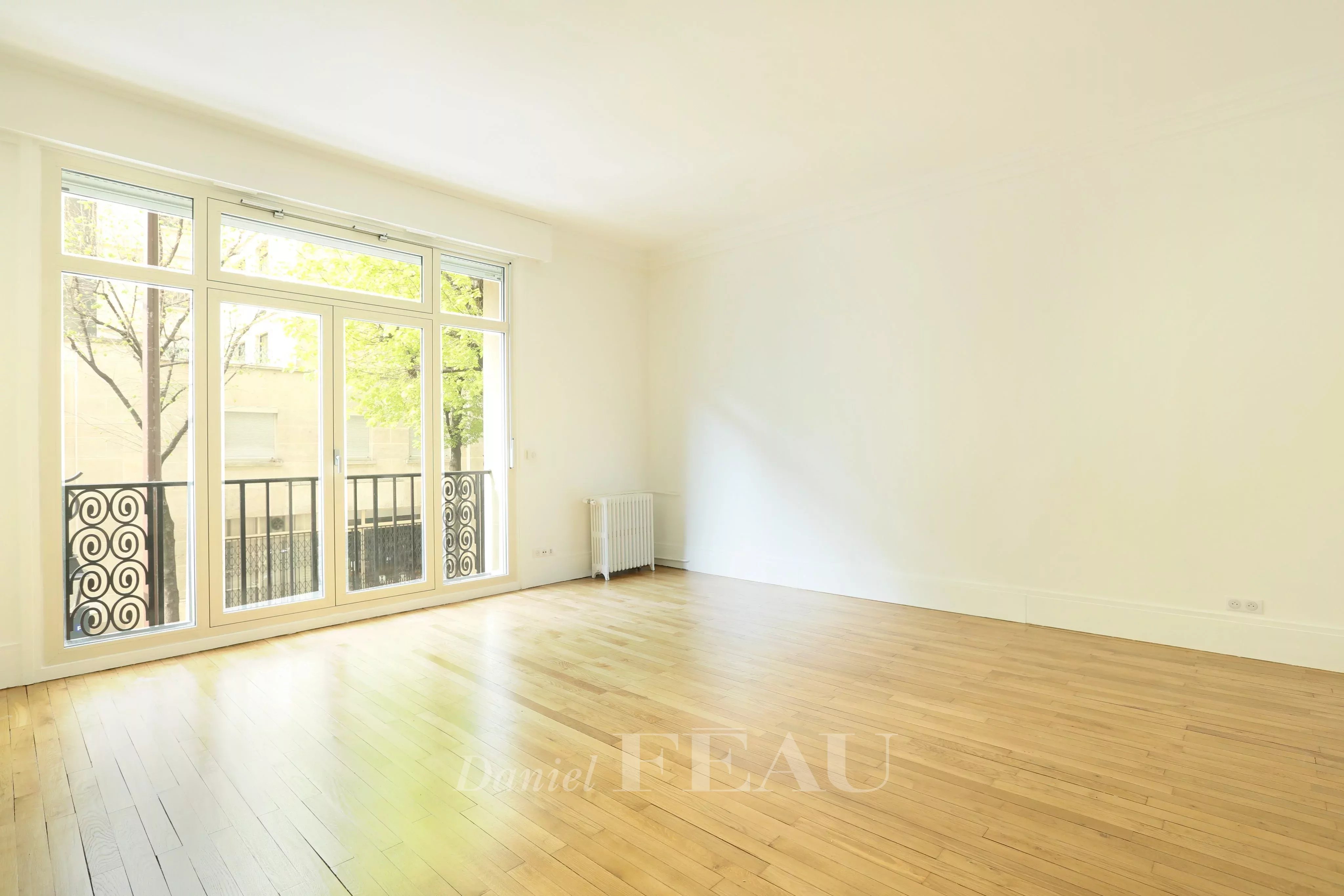 Rental Apartment Neuilly-sur-Seine