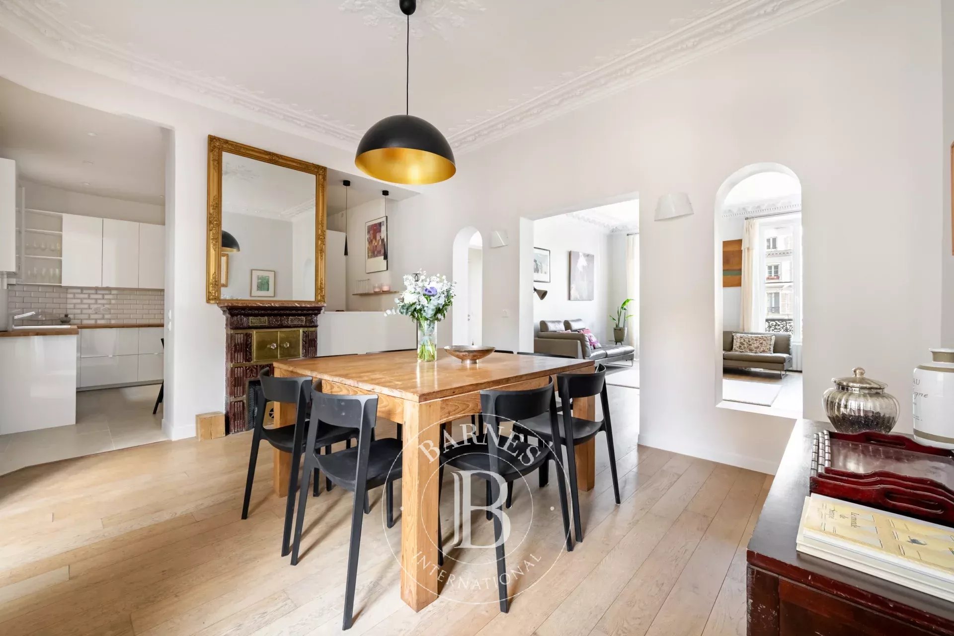 Daire Paris 3ème - picture 4