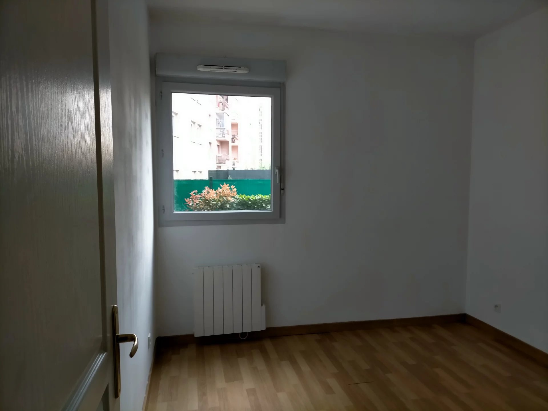 524674 Vente Lyon 8ème