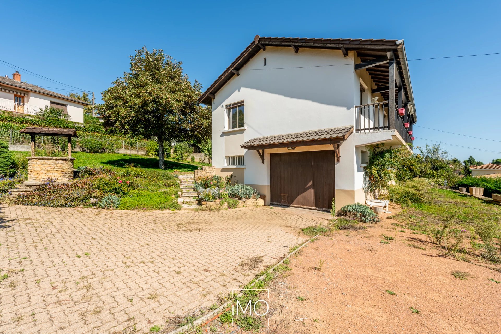 Maison à rénover avec vue imprenable sur Lozanne