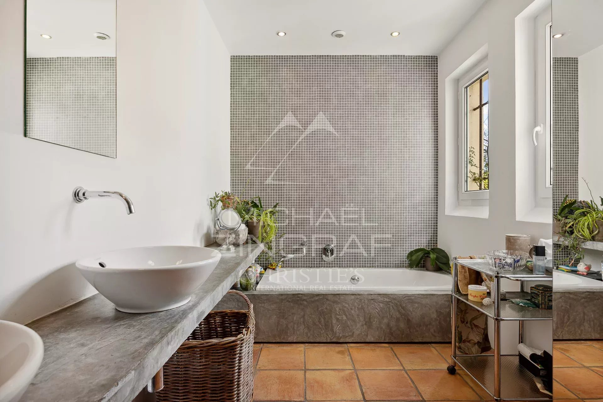 5 Bedroom Villa/Townhouse's Image 5