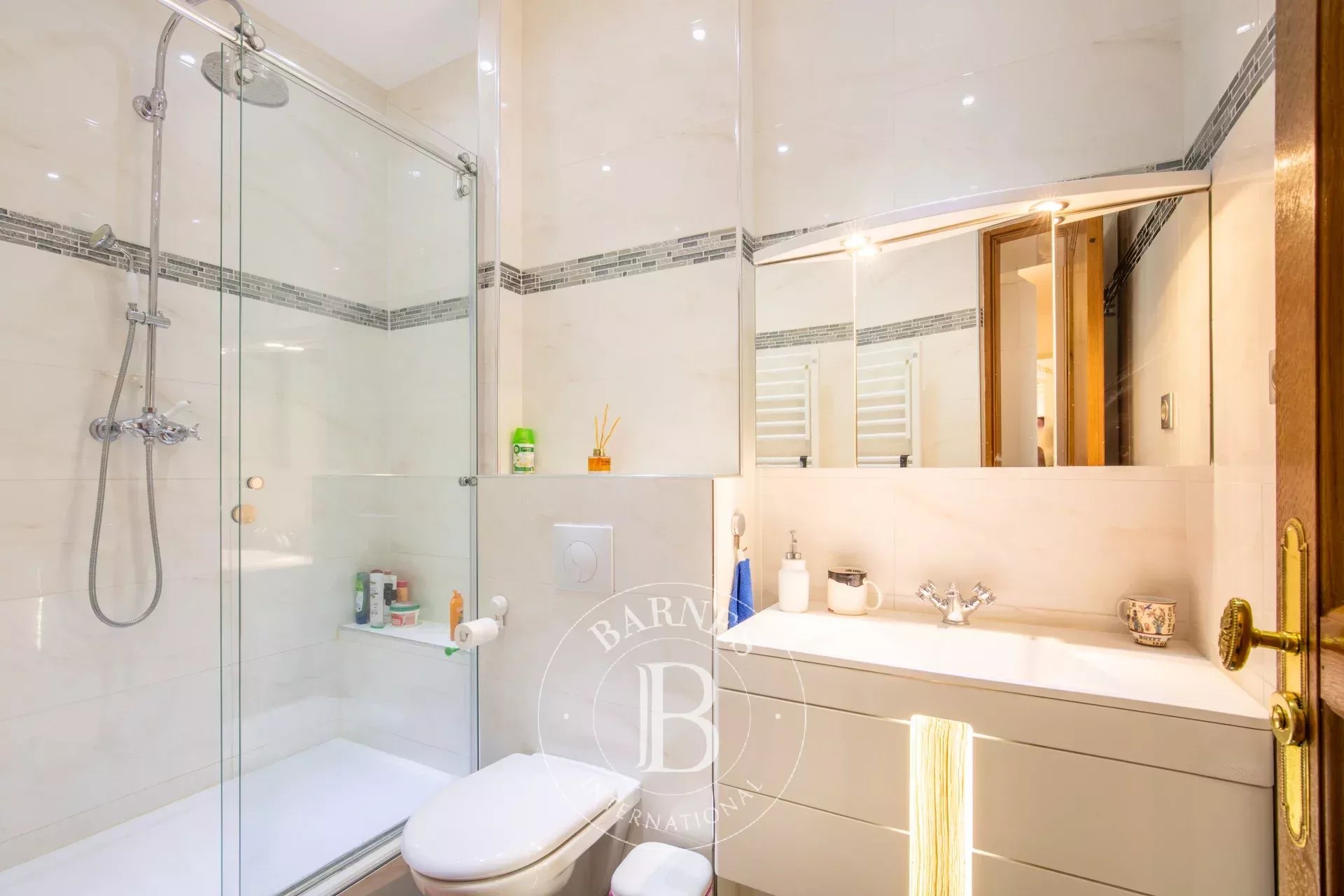 Daire Paris 3ème - picture 18