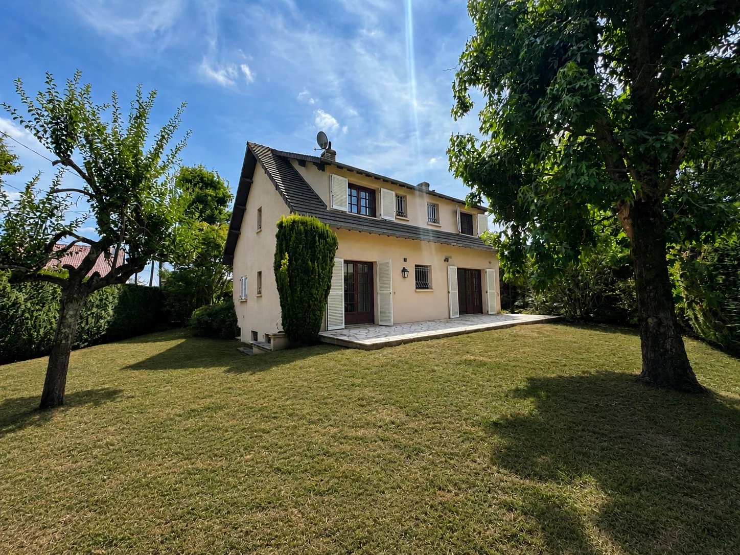 Agence immobilière de 