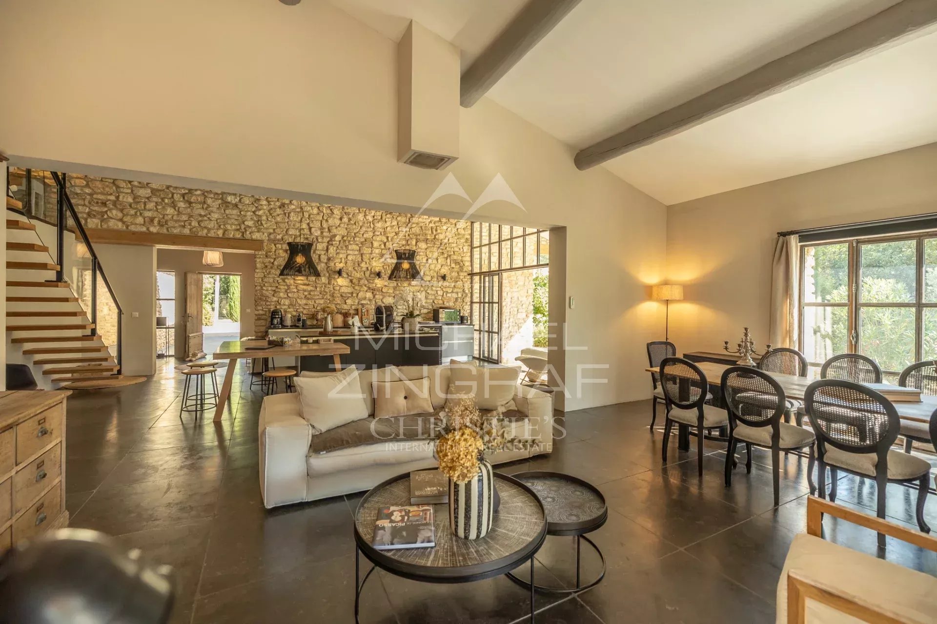 5 Bedroom Villa/Townhouse's Image 5