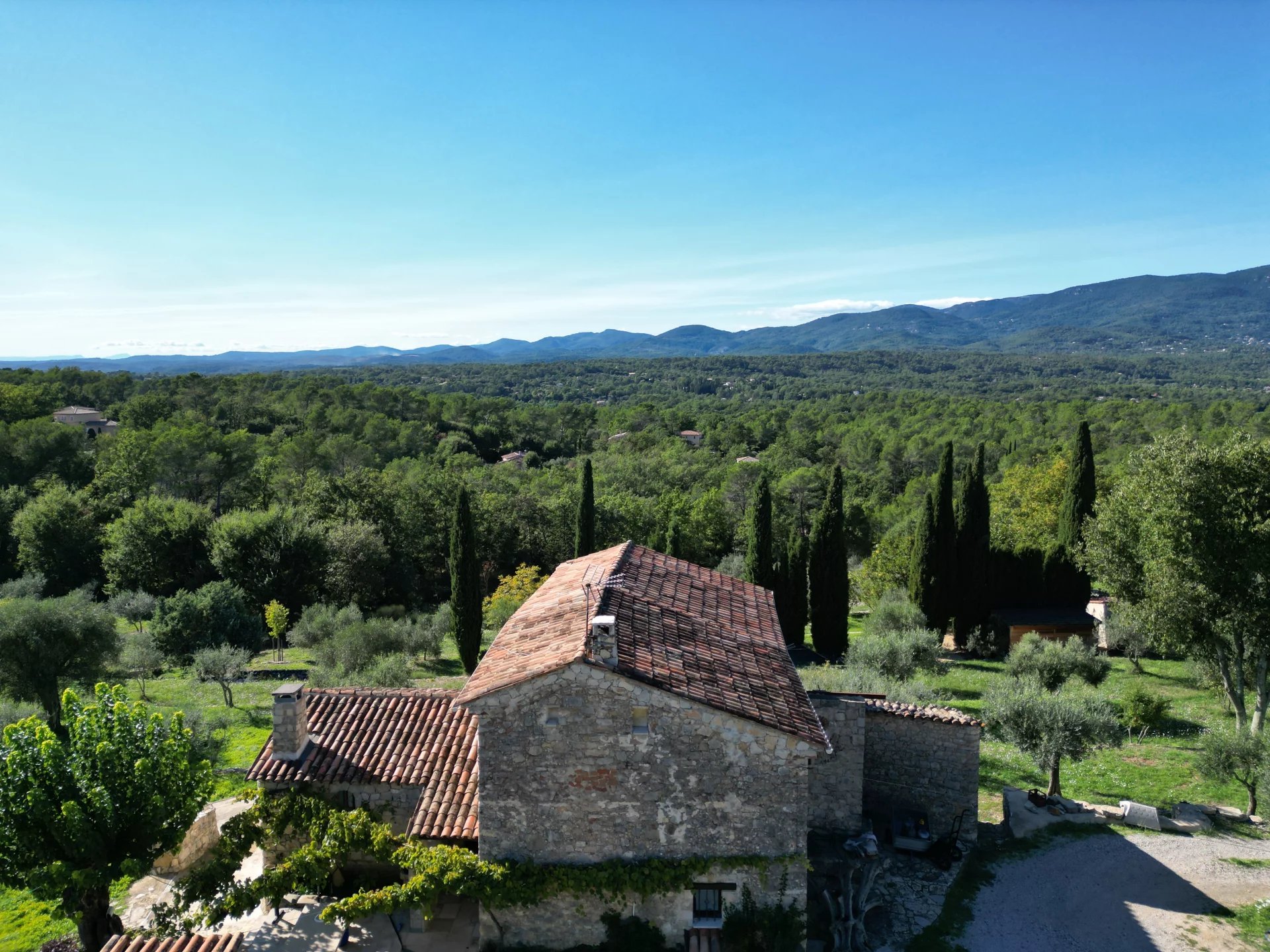 Old stone mas with amazing panoramic view - FAYENCE