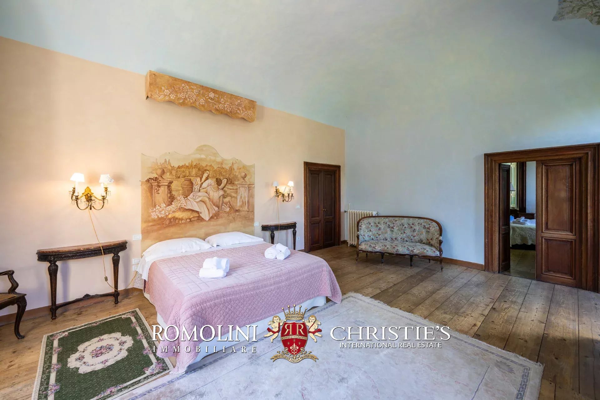 26 Bedroom Villa/Townhouse's Image 36
