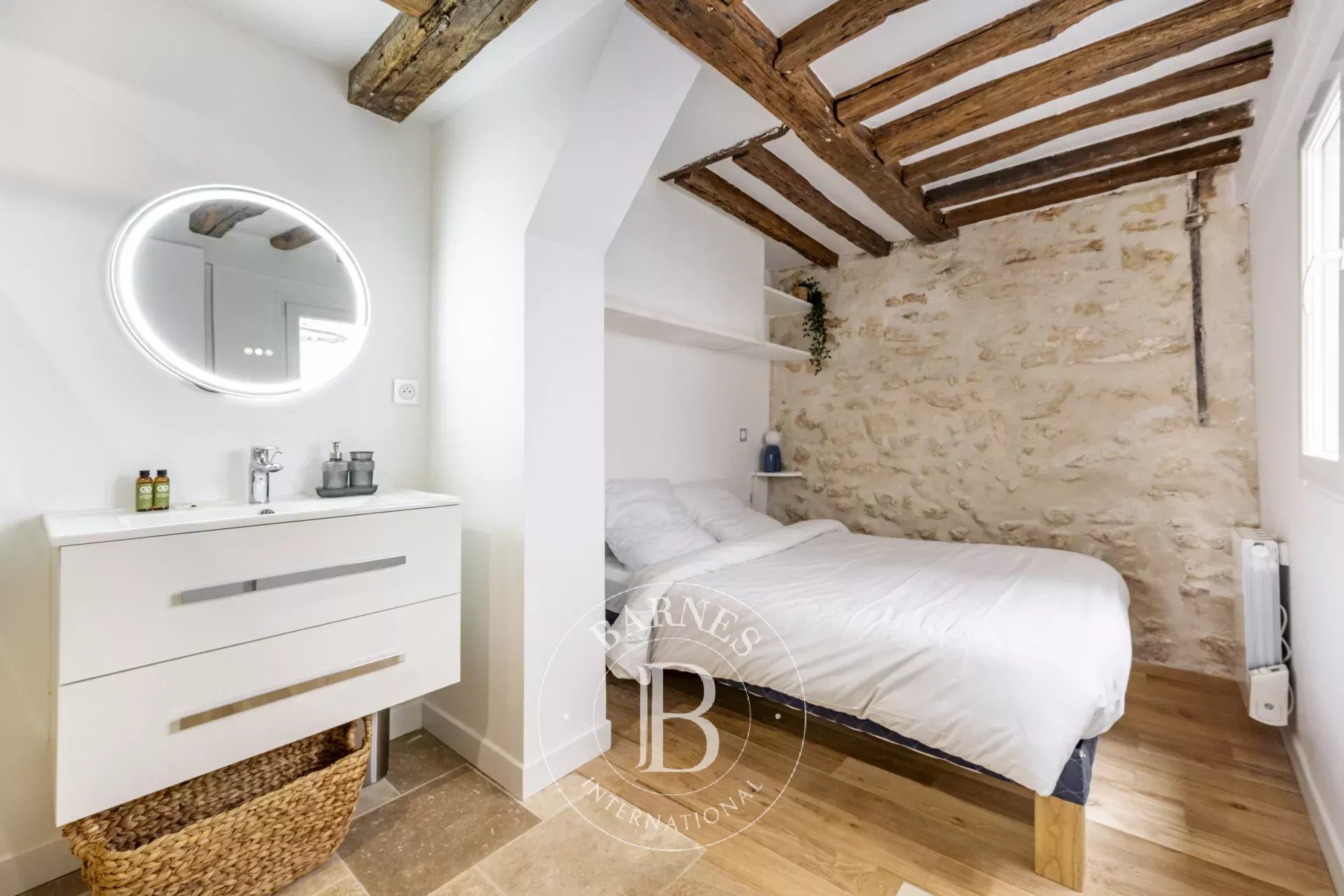 Daire Paris 3ème - picture 7