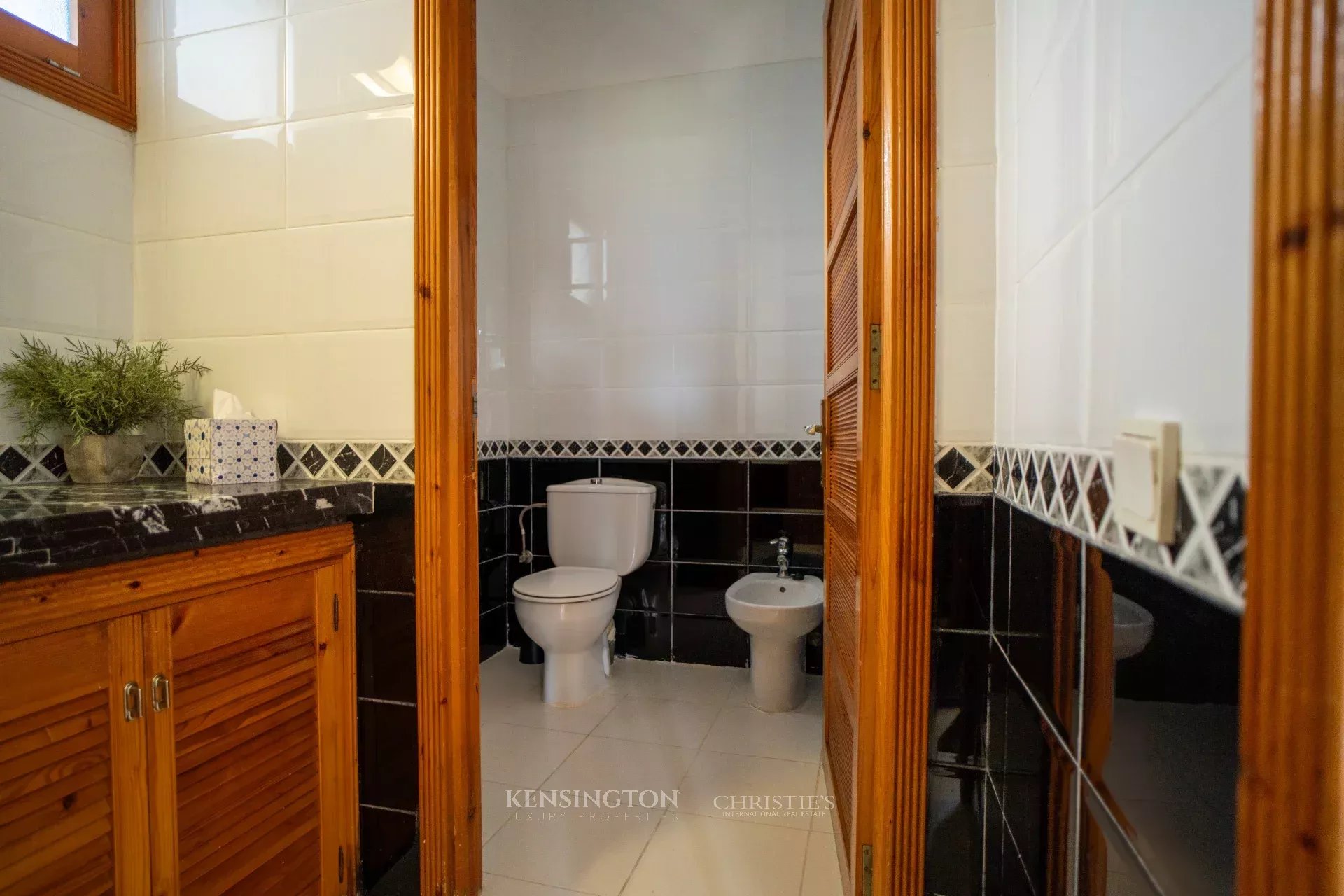 4 Bedroom Villa/Townhouse's Image 24