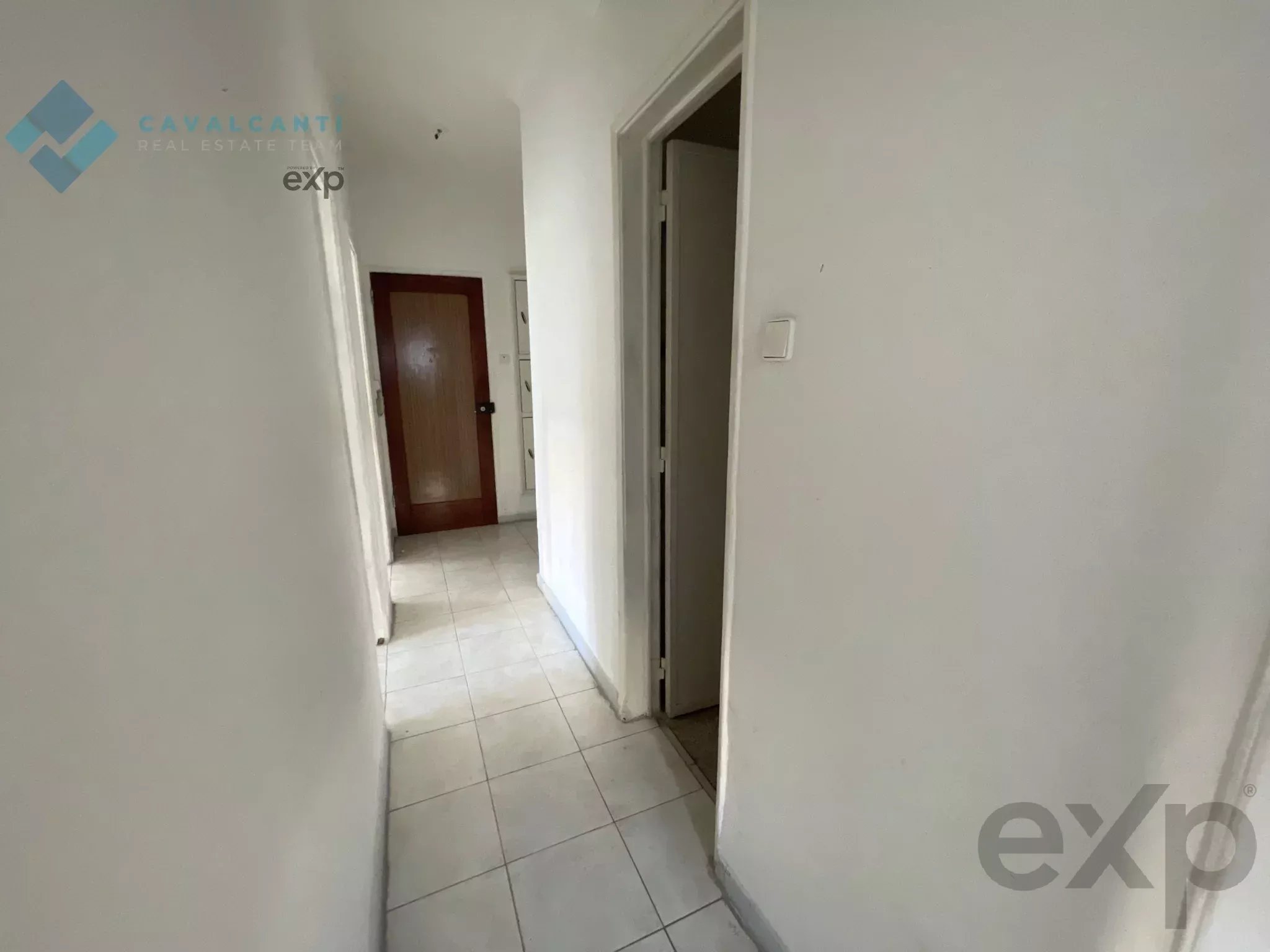 T2 to remodel - Carnaxide | Ideal for own home or investment 2790-005 image 35