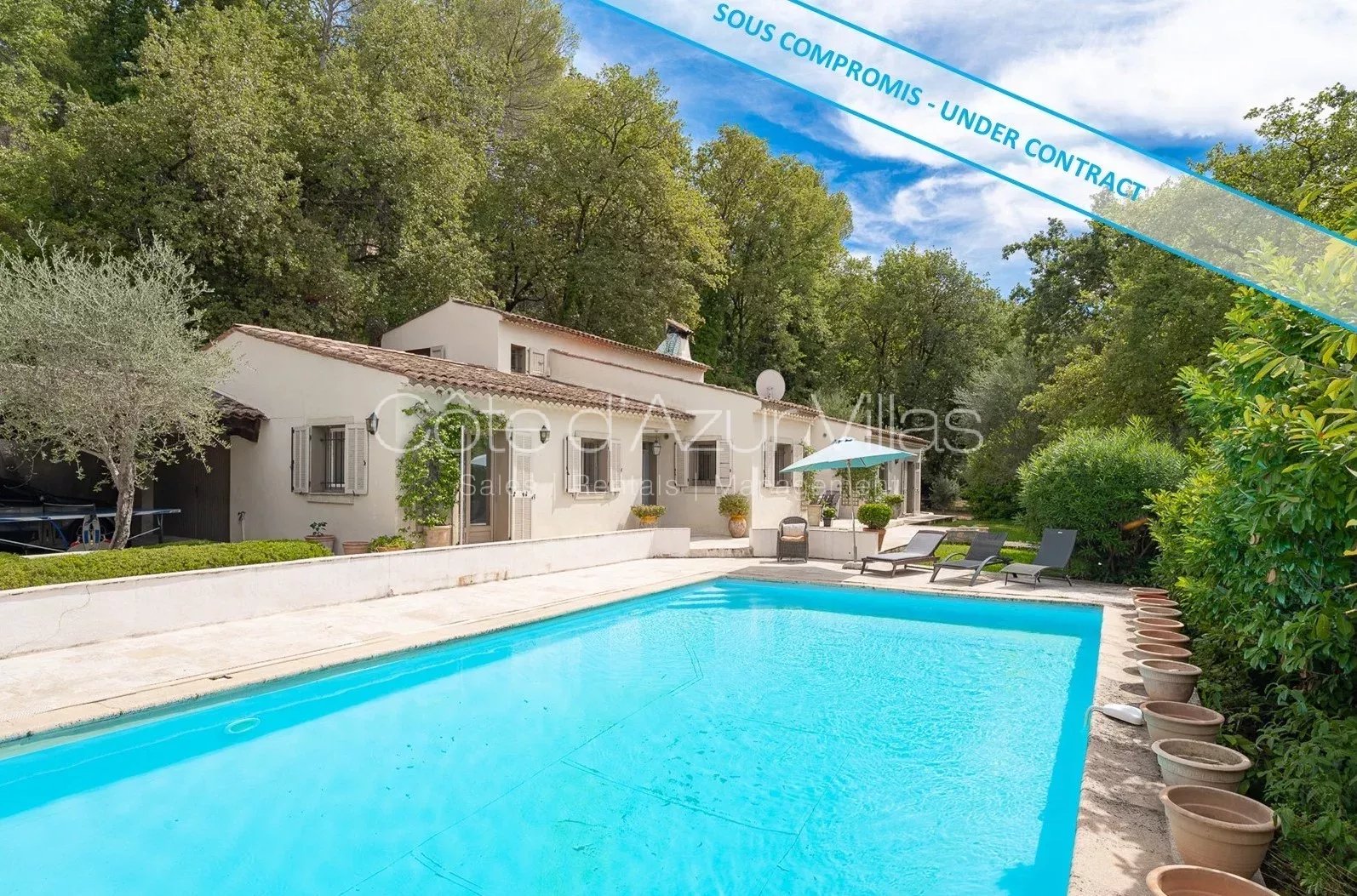 EXCLUSIVITE :  VILLA 4 CHAMBRES PROCHE MOUGINS