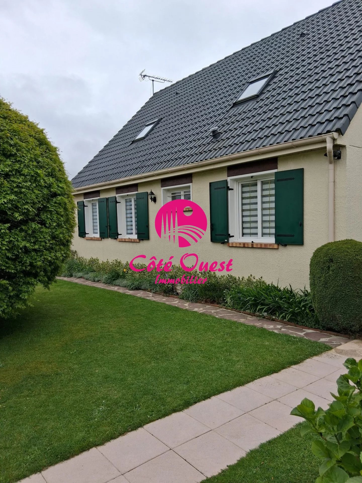 SAINT LAURENT DE BREVEDENT MAISON FAMILLIALE F7