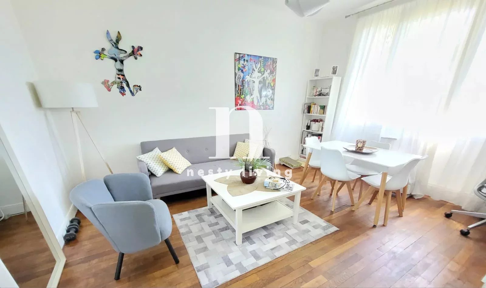 Agence immobilière de 