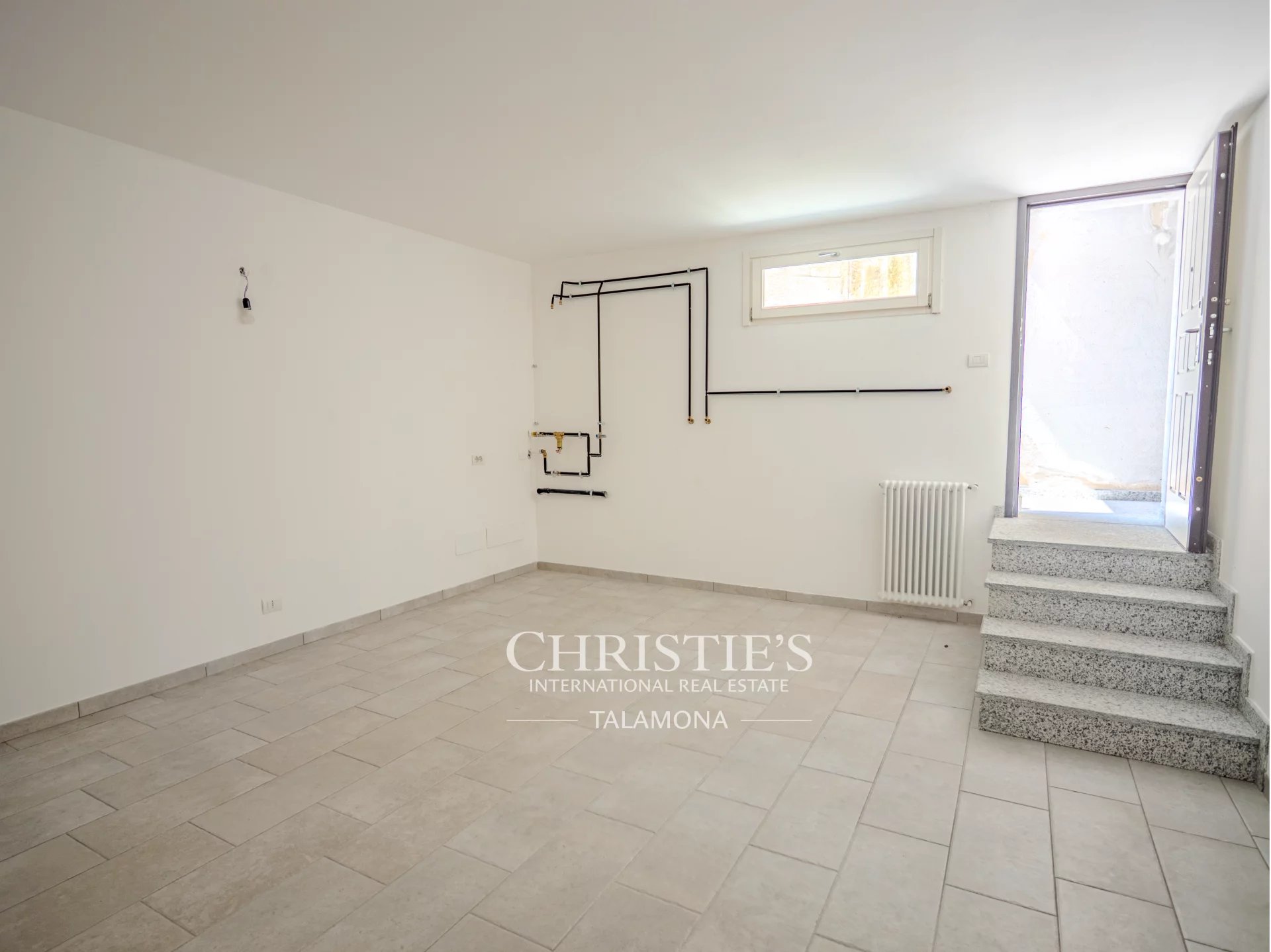 3 Bedroom Apartment/Flat's Image 38