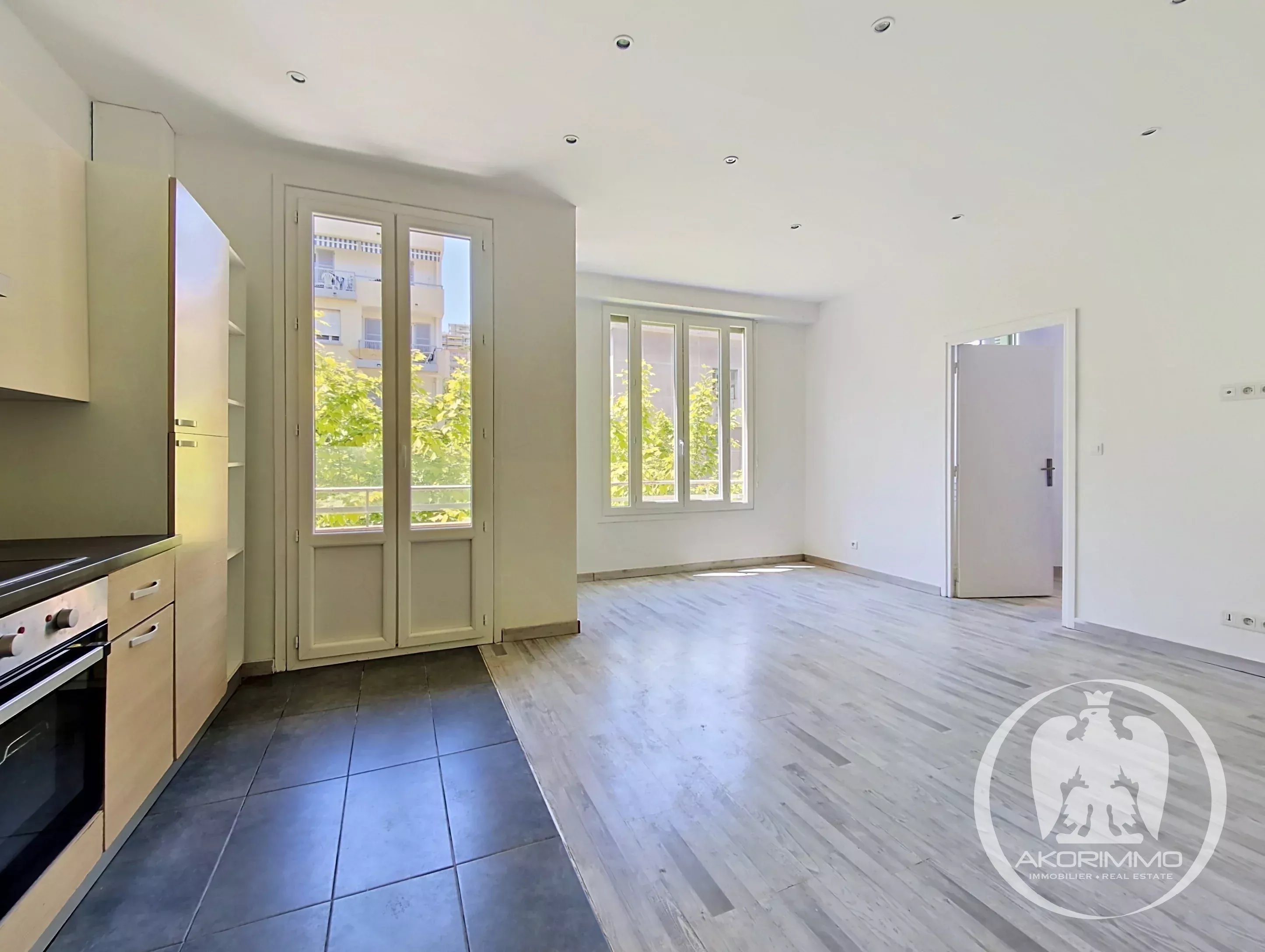 Apartment  - 3 rooms  - 51.33 m² -  €249,000 - For sale