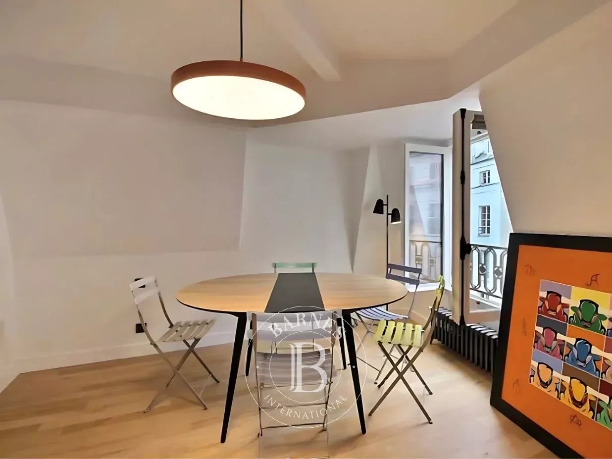 Daire Paris 4ème - picture 15