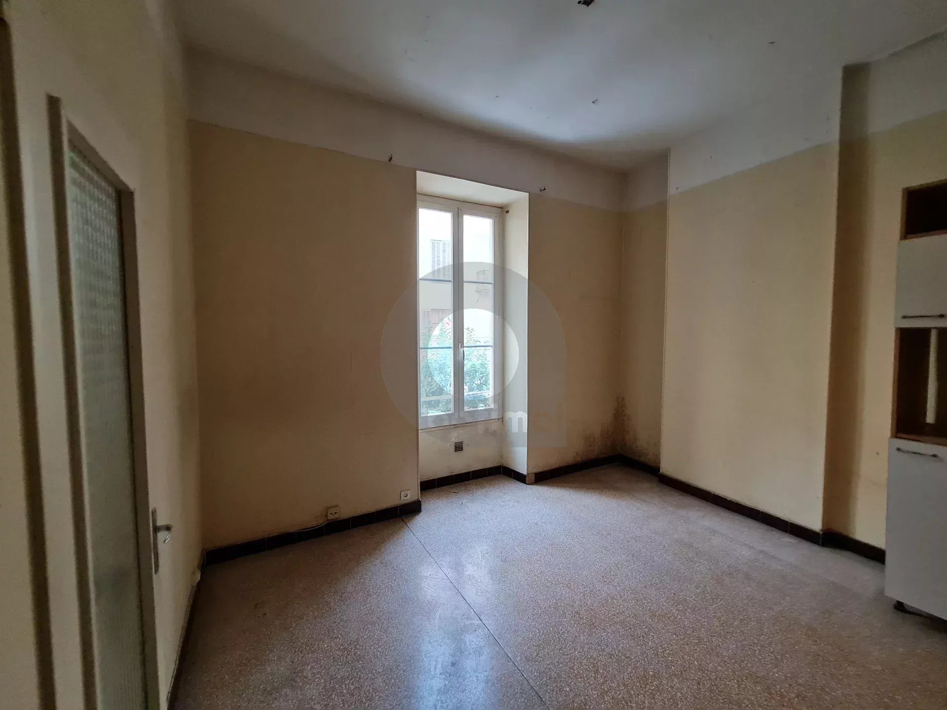 APPARTEMENT DEUX PIECES MENTON CENTRE VILLE