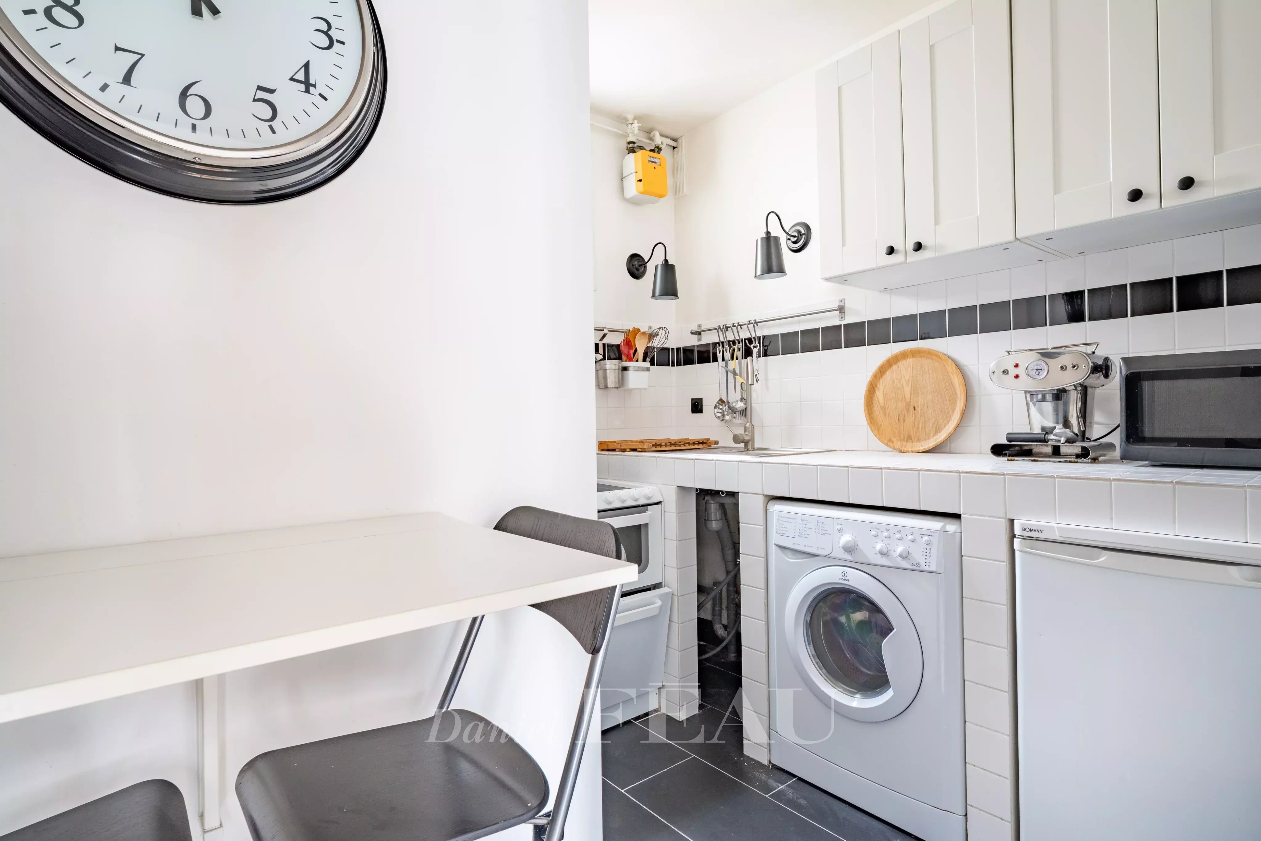 Sale Apartment Paris 16th