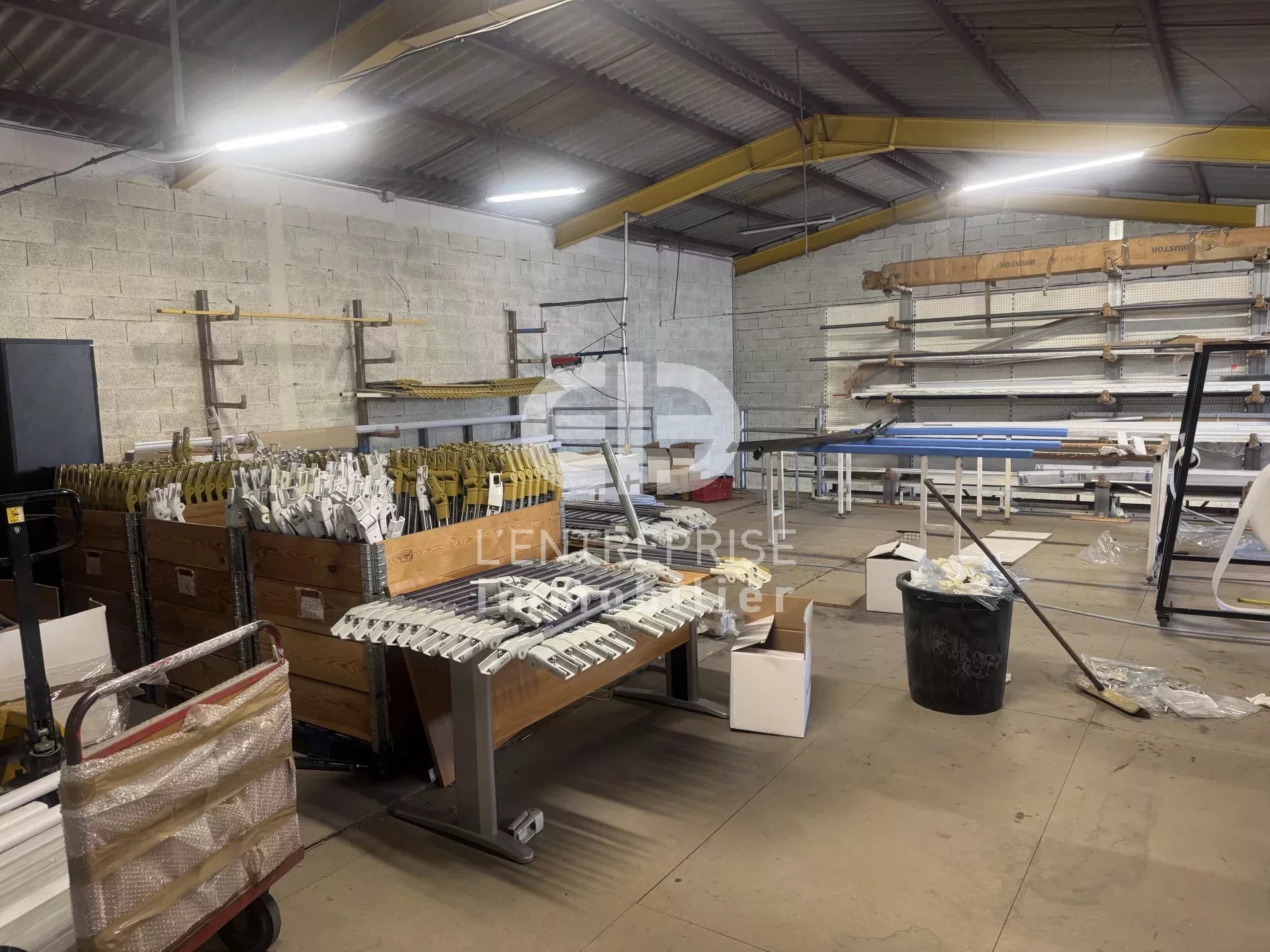 Location Entrepôt Saint-Laurent-du-Var