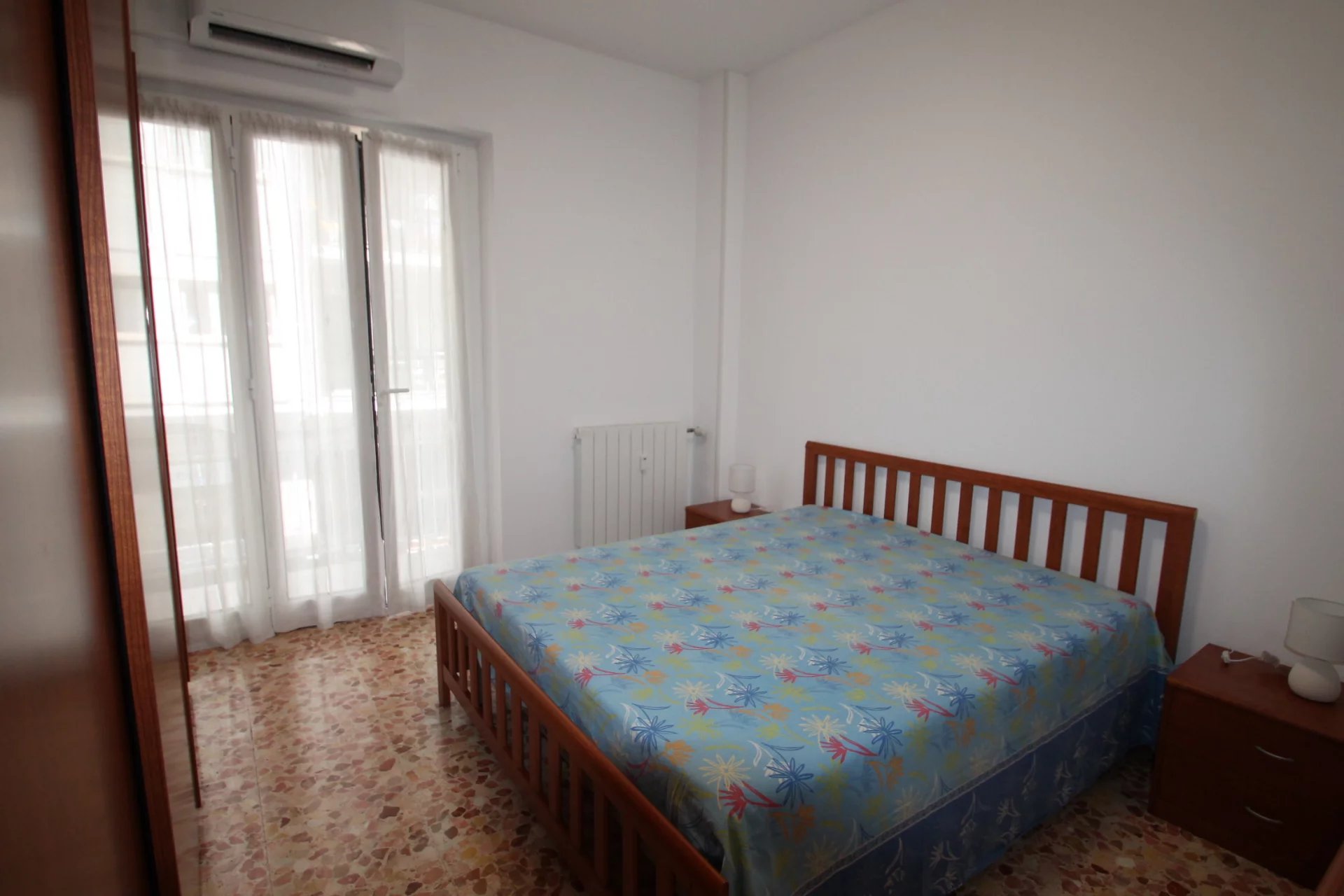 Affitto stagionale Appartamento Loano