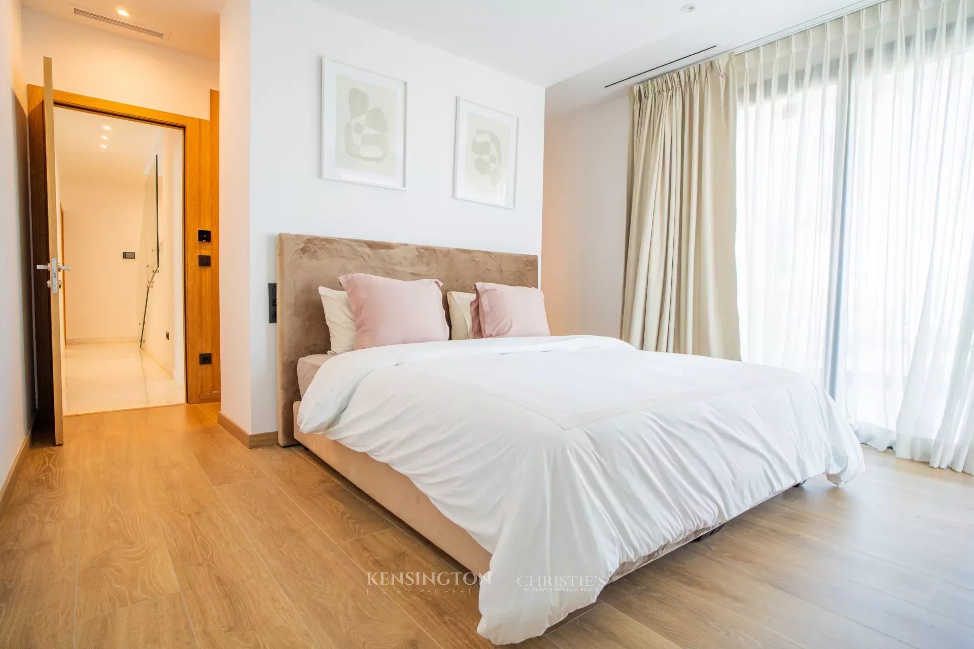 4 Bedroom Apartment/Flat's Image 17