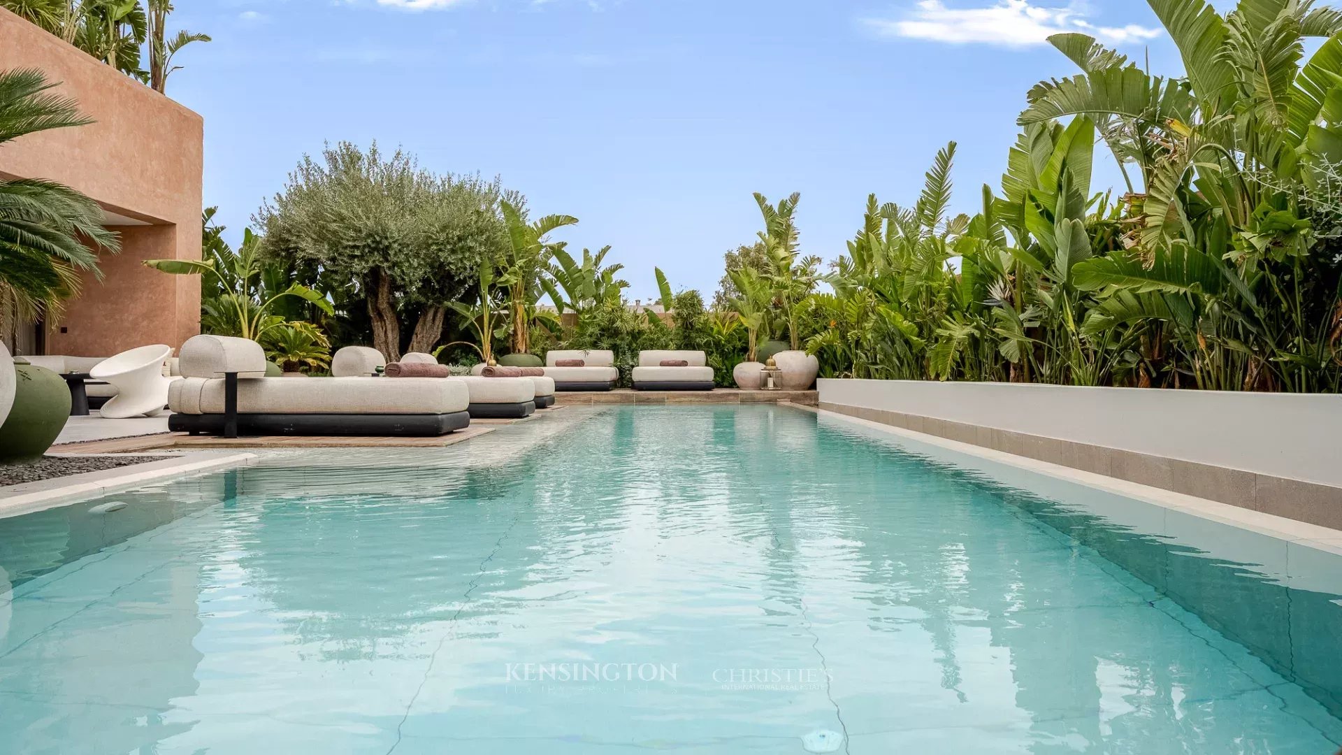 5 Bedroom Villa/Townhouse's Image 33