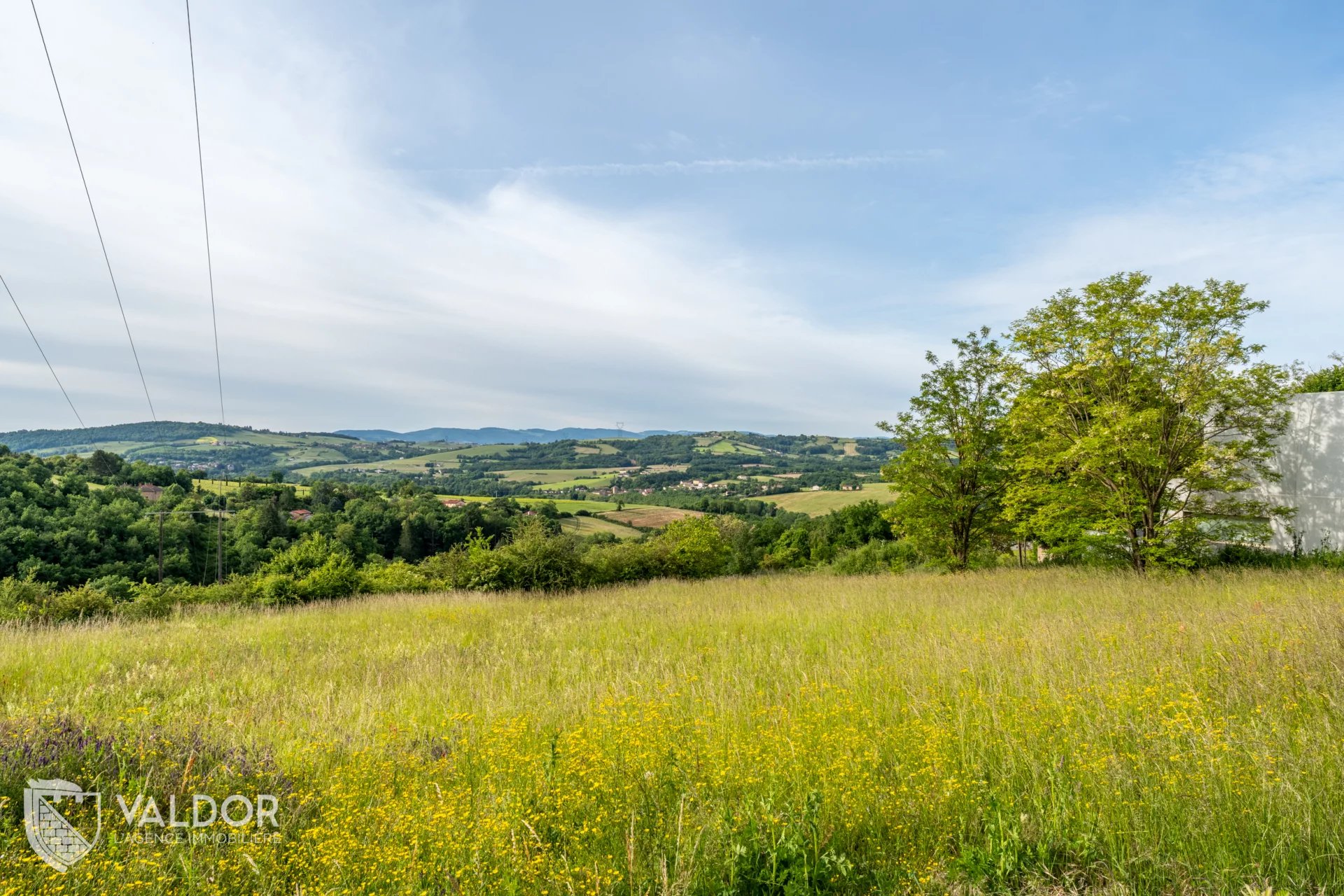 Terrain viabilisée avec vue dégagée