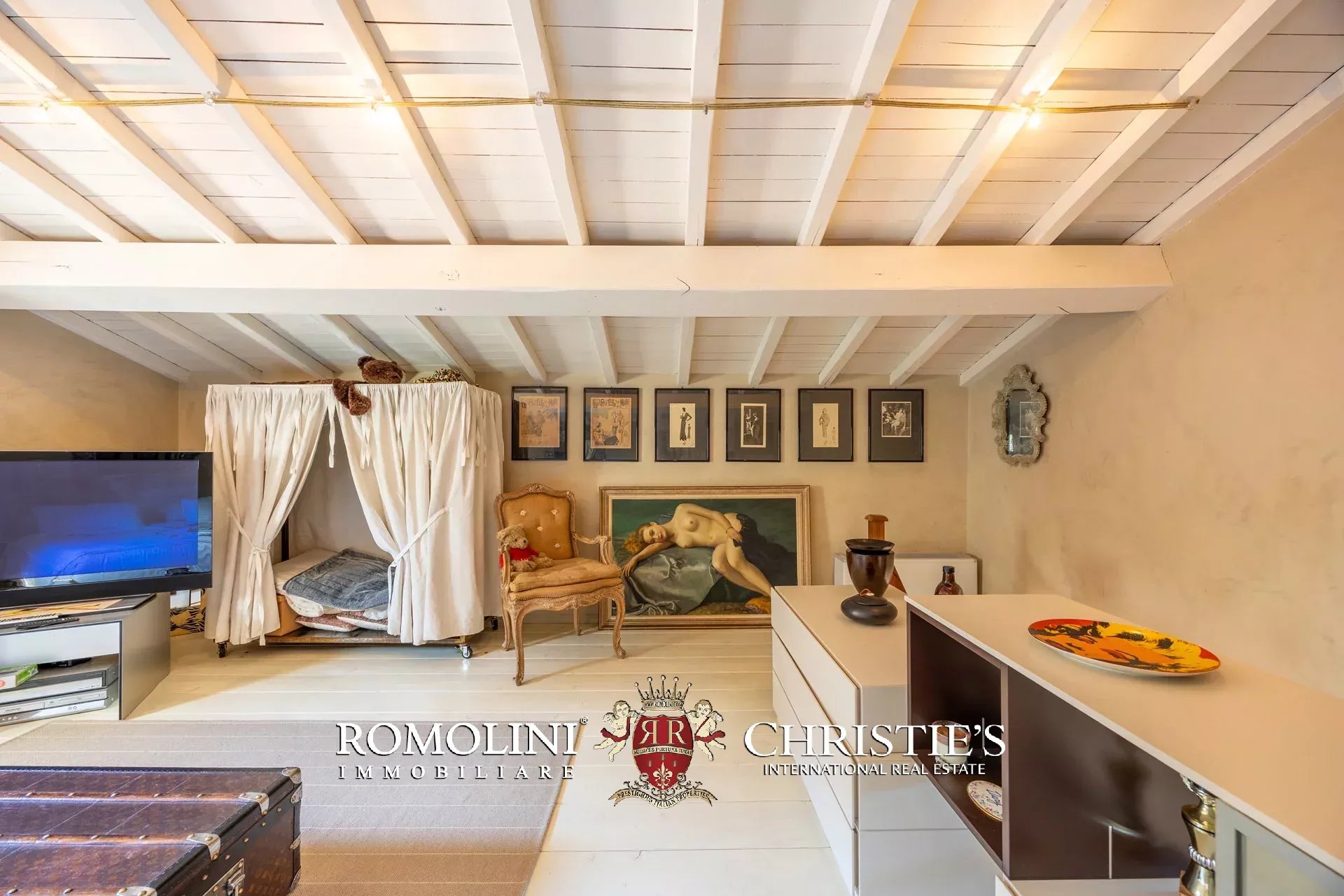 4 Bedroom Villa/Townhouse's Image 132
