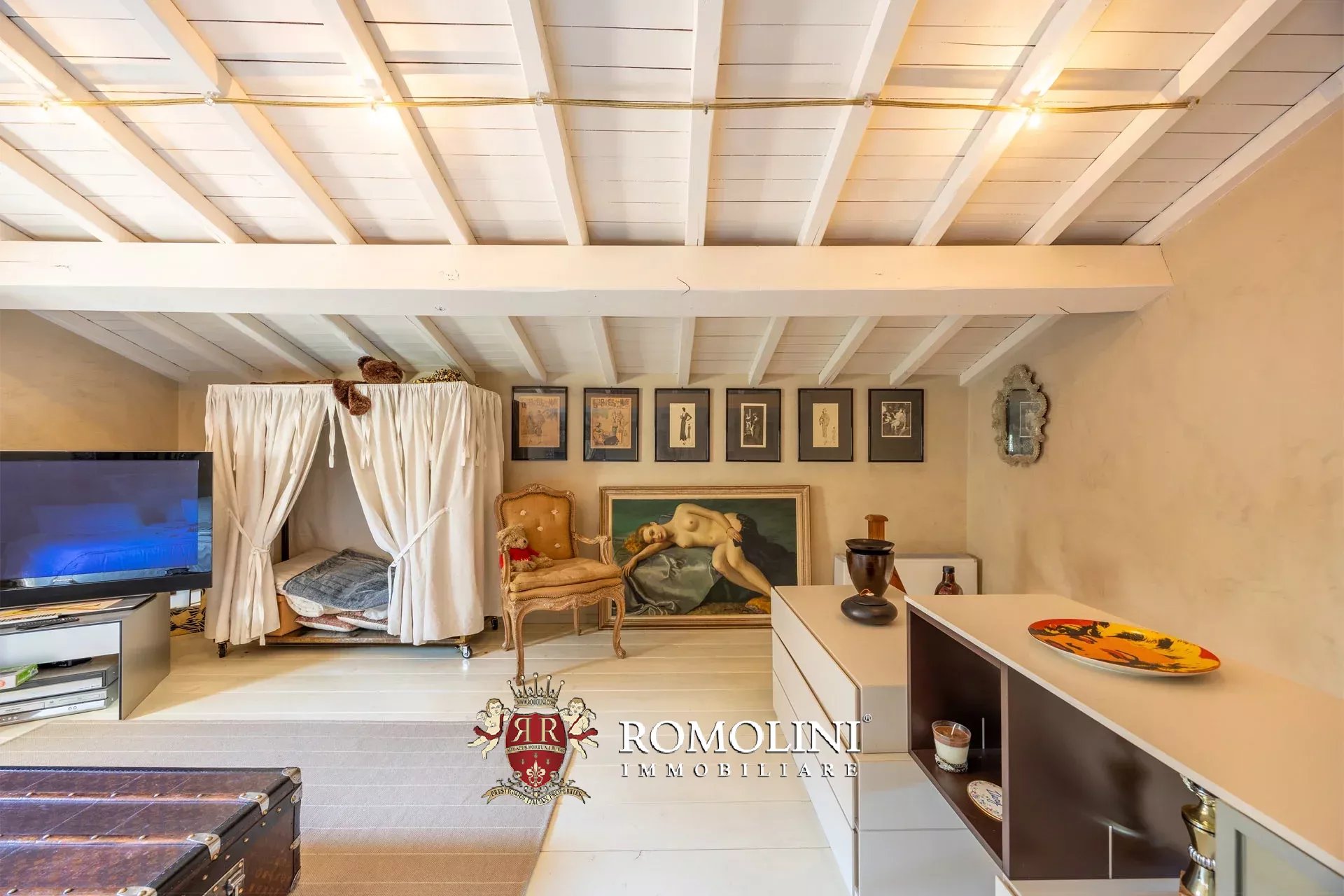 4 Bedroom Villa/Townhouse's Image 132