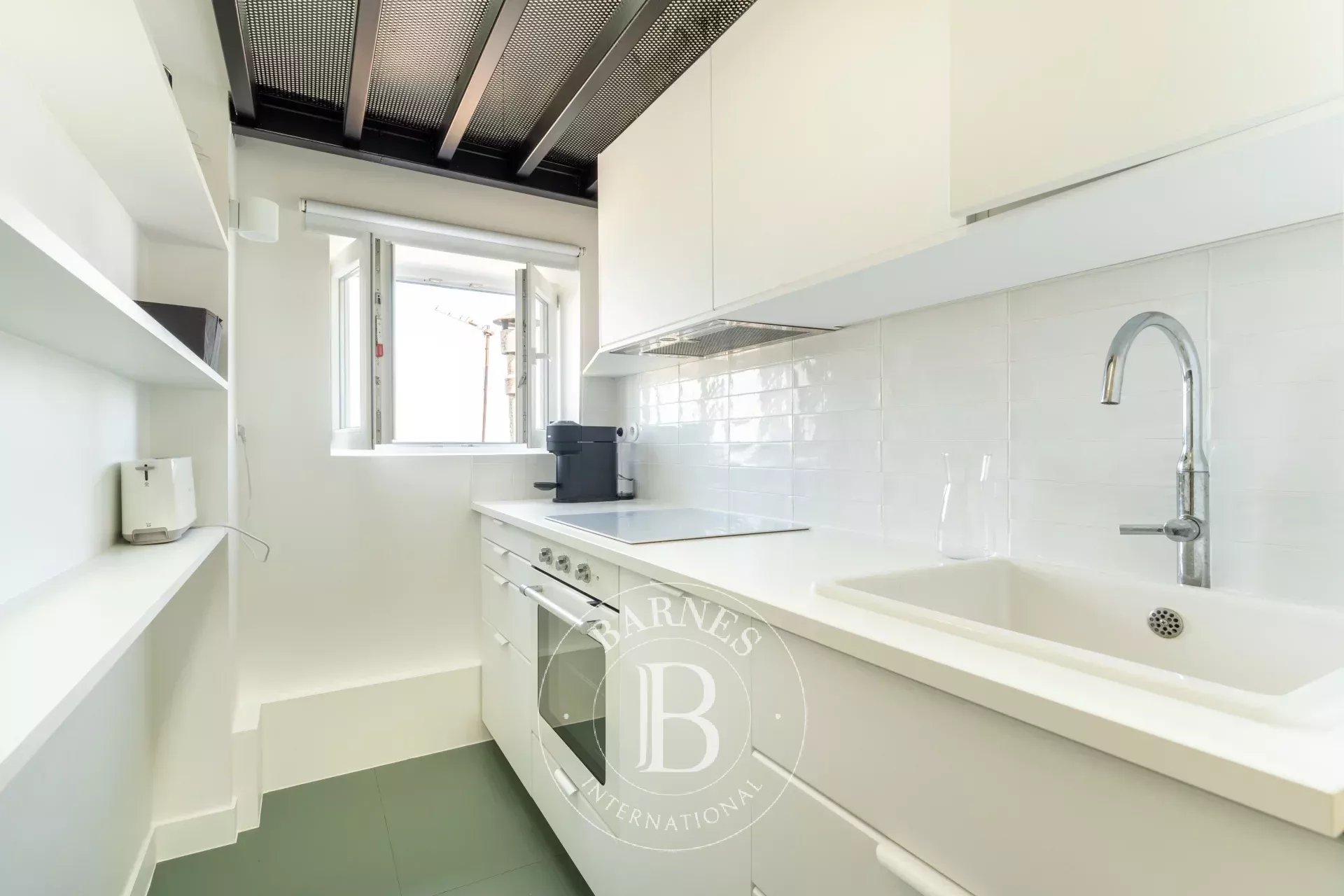 Daire Paris 18ème - picture 8