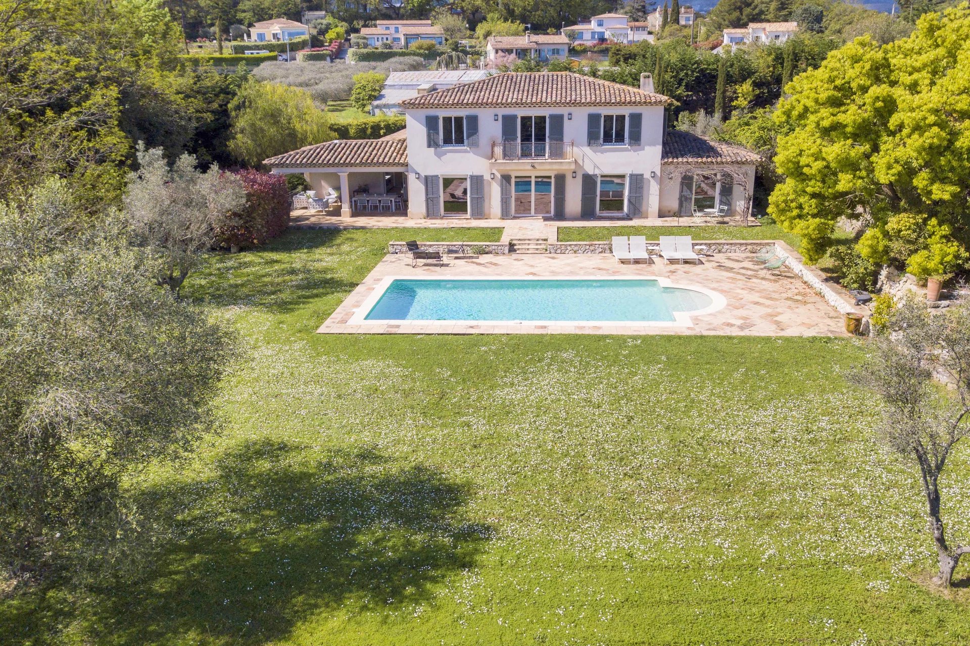 Sale Villa Valbonne