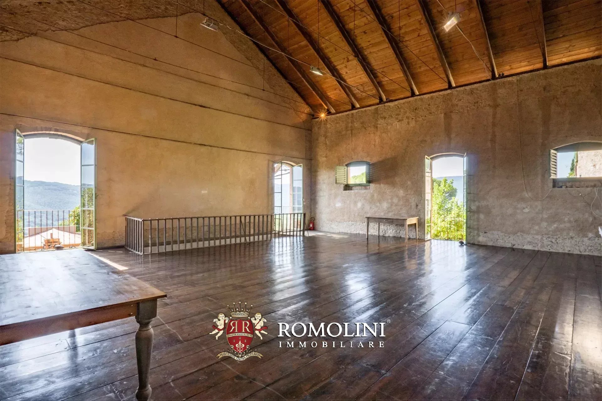 10 Bedroom Villa/Townhouse's Image 75