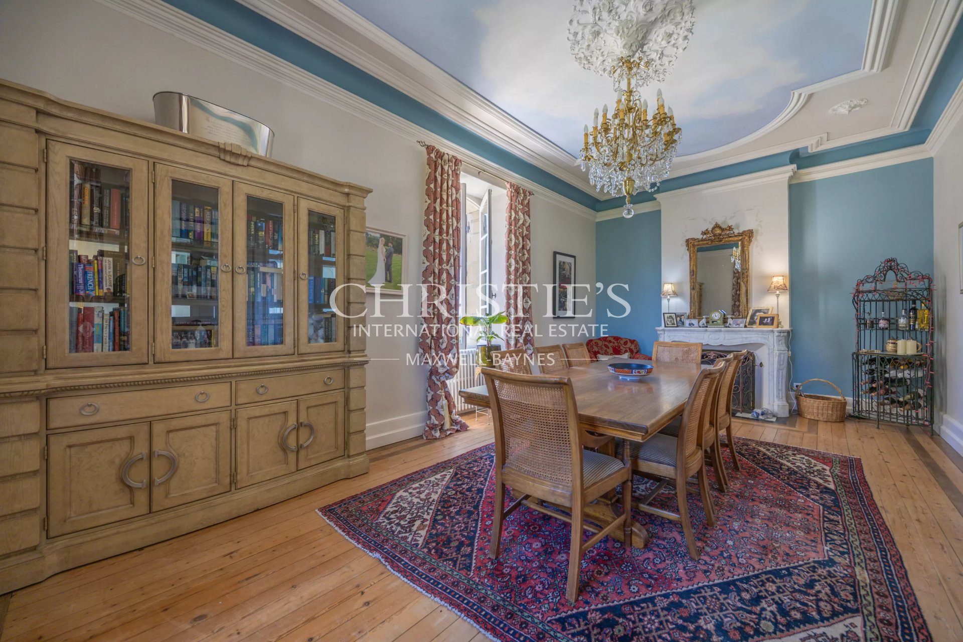 5 Bedroom Villa/Townhouse's Image 9
