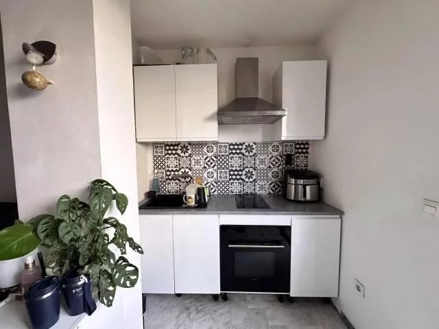 2 pièces en rez-de-jardin – extérieur – Antibes / Juan-les-Pins