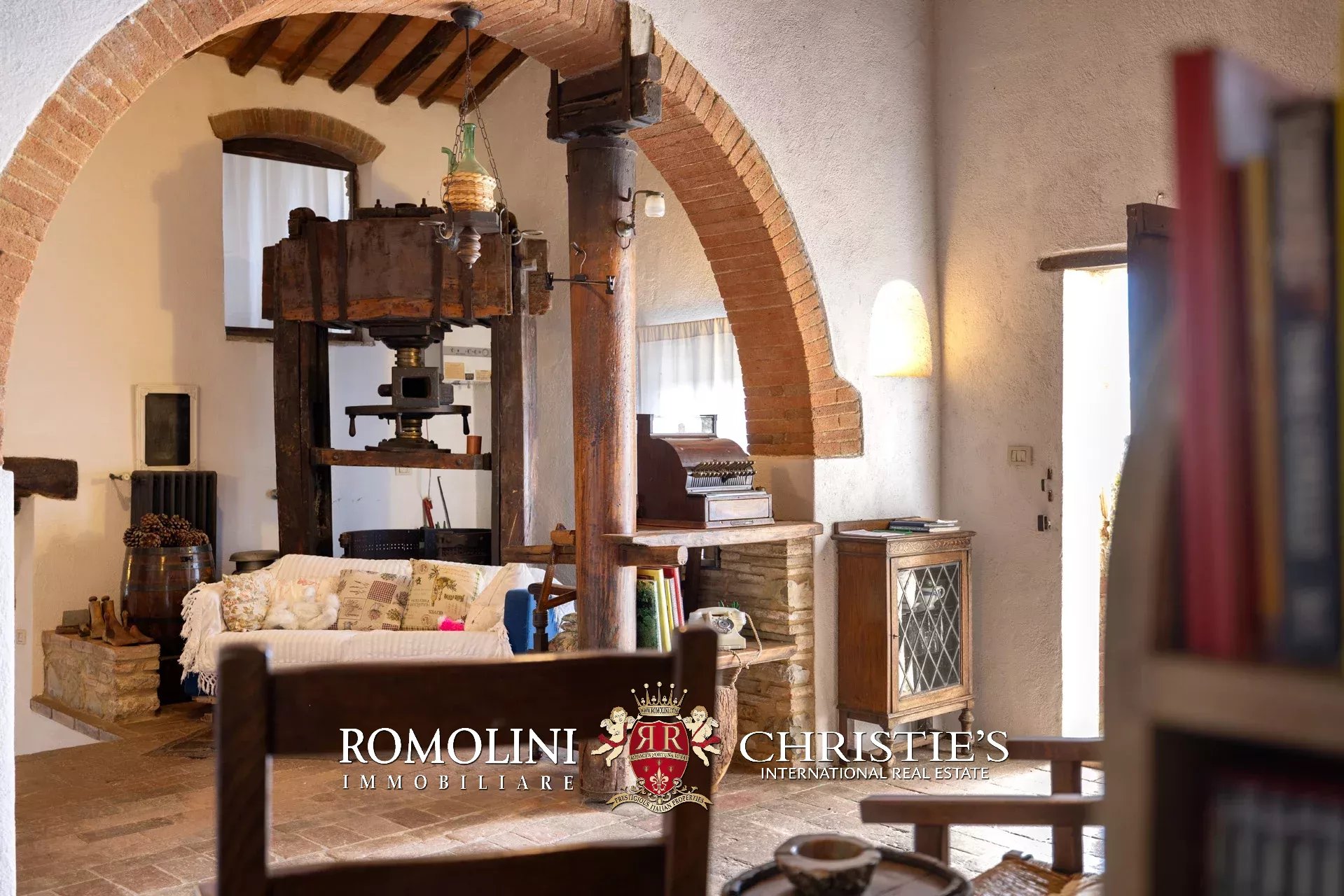 19 Bedroom Villa/Townhouse's Image 66