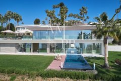 Contemporary Sea View Luxury Villa Cannes | Family Legacy Estate — photo 4 of 7