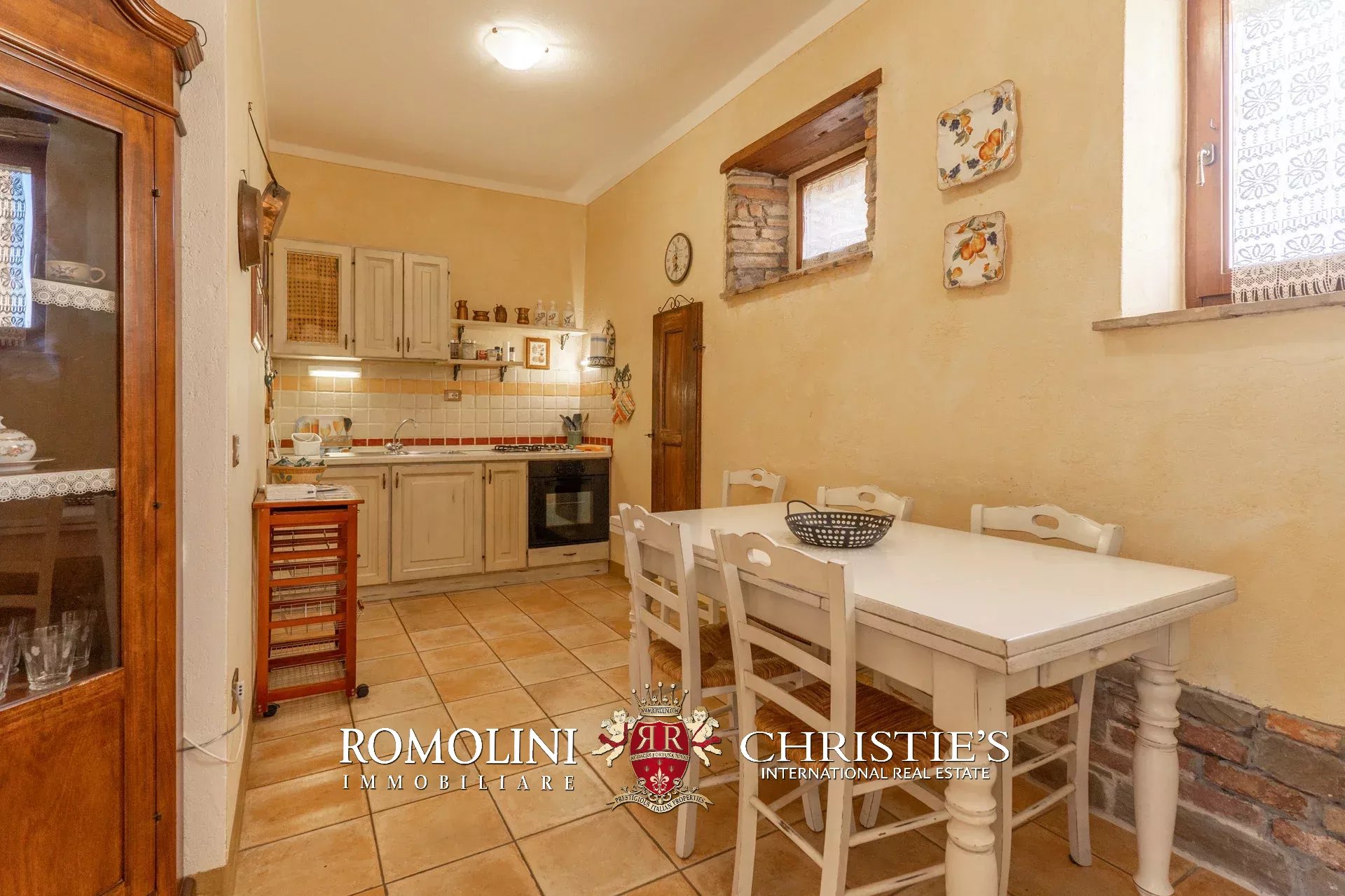 7 Bedroom Villa/Townhouse's Image 63
