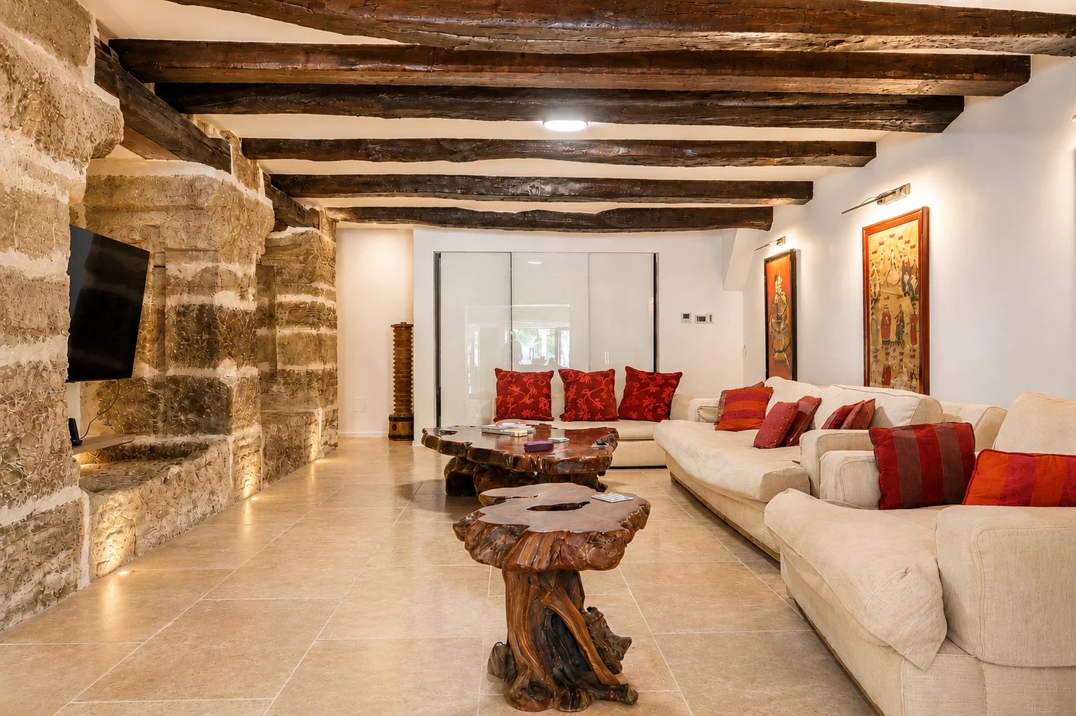  Image of Villa - 10 Bedrooms for Sale in Var-Callian-France, Image 13