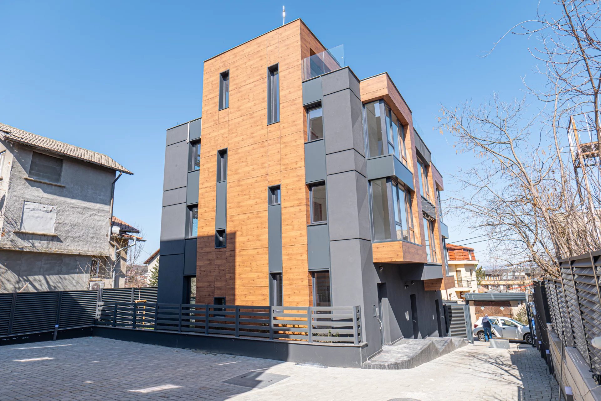 Townhouse in a new gated complex at the foot of Vitosha mountain - picture 1