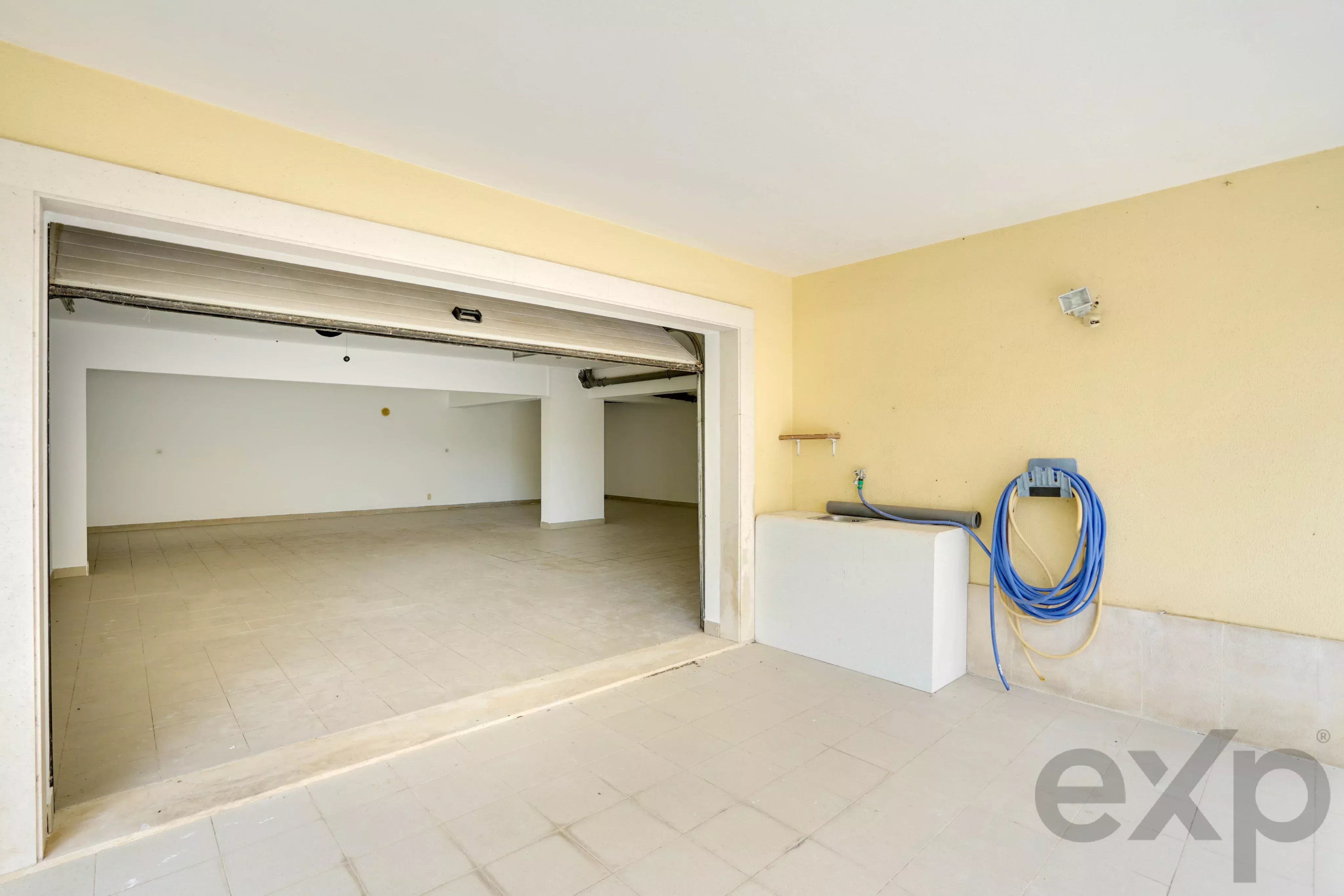 OPPORTUNITY OF THE MONTH: EXUBERANT HOME AT AN EXCELLENT PRICE. 86364147 image 43