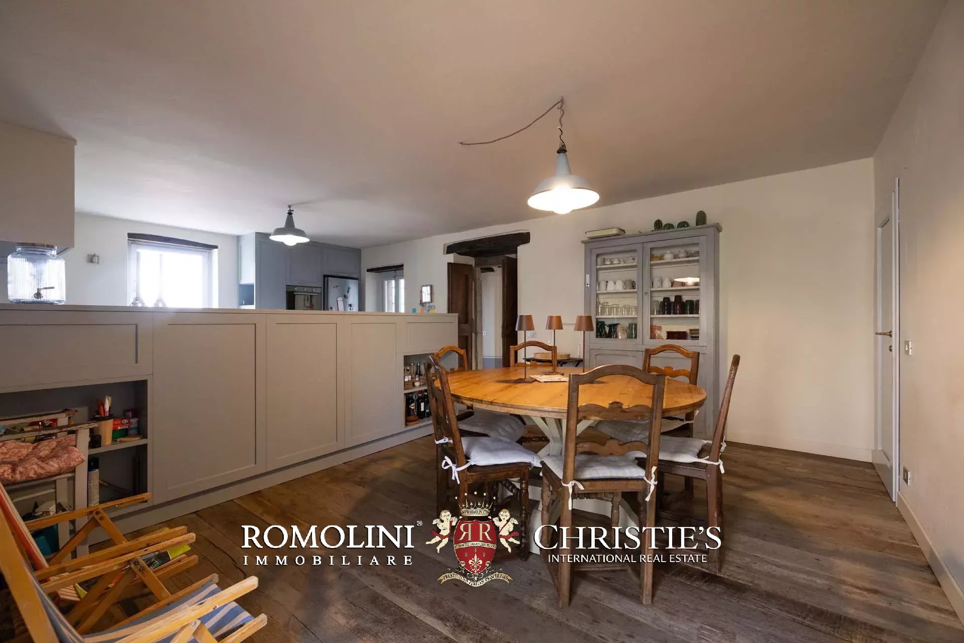 5 Bedroom Villa/Townhouse's Image 21
