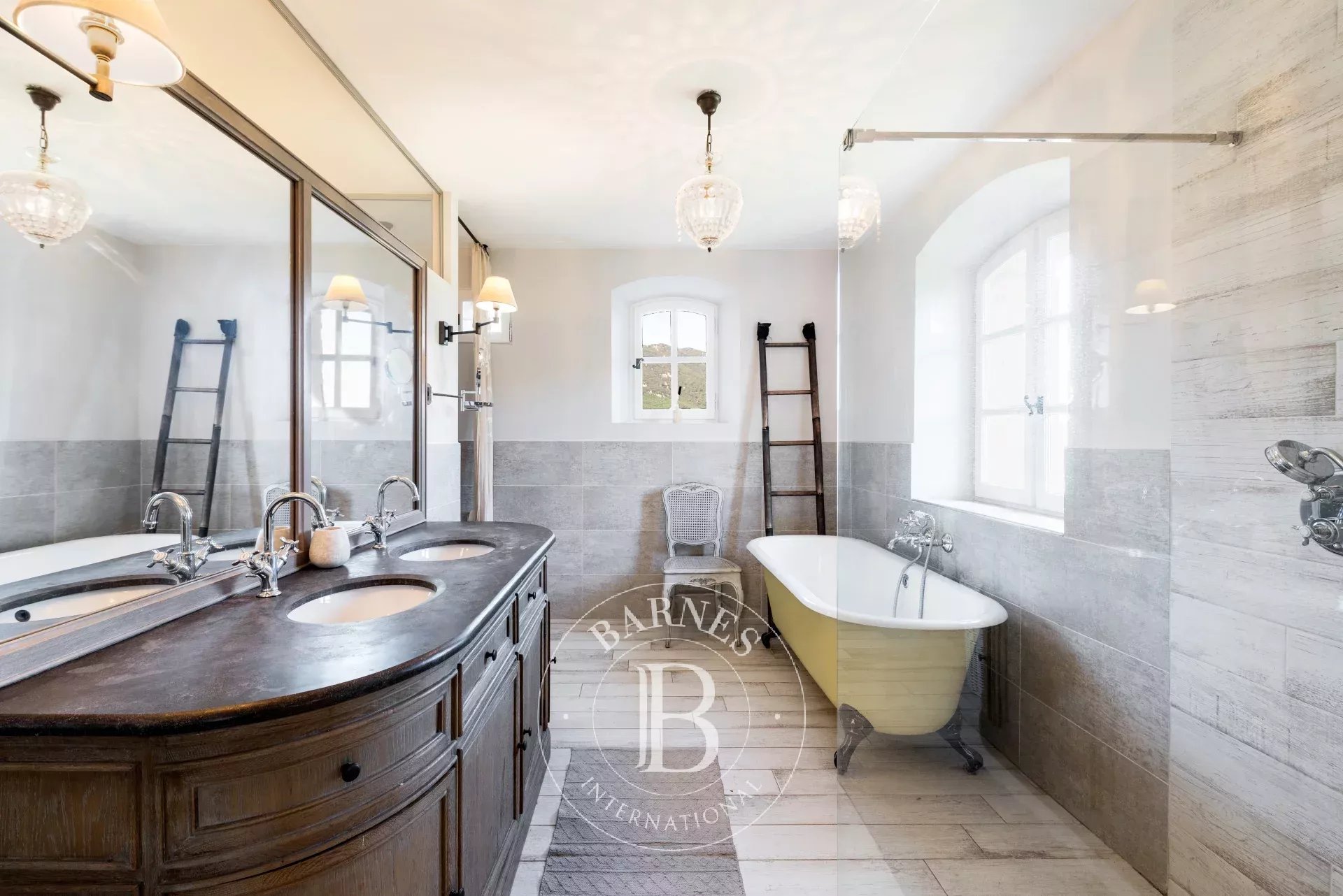 Le Bar-sur-Loup  - Villa  6 Chambres - picture 7